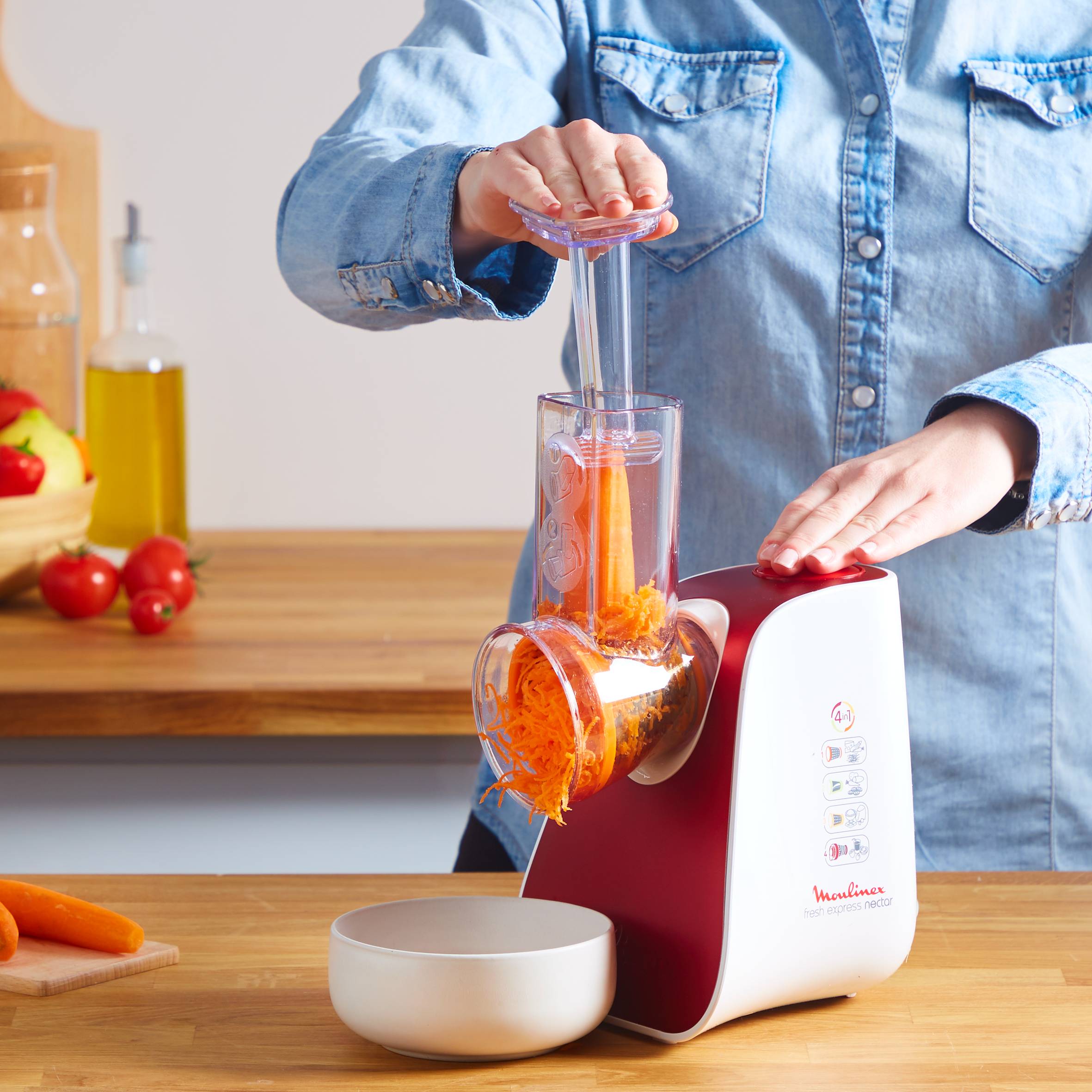 Fresh express nectar 4 en 1, Découpe légumes, 4 cônes dont 1 spécial nectar, Rouge et blanc