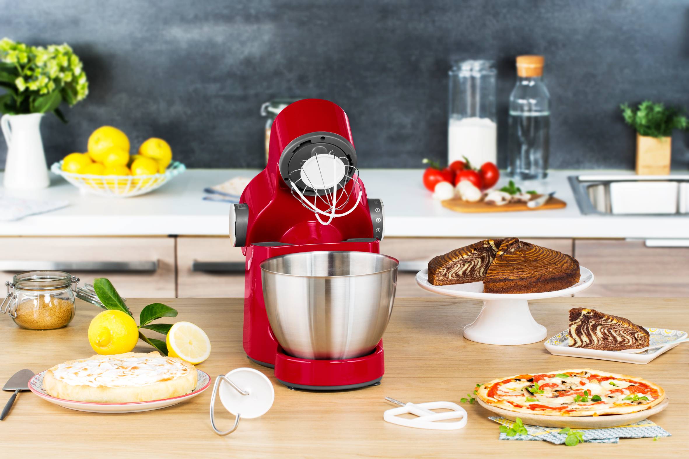 ROBOT PATISSIER WIZZO ROUGE 1000 W + 3 ACCESSOIRES