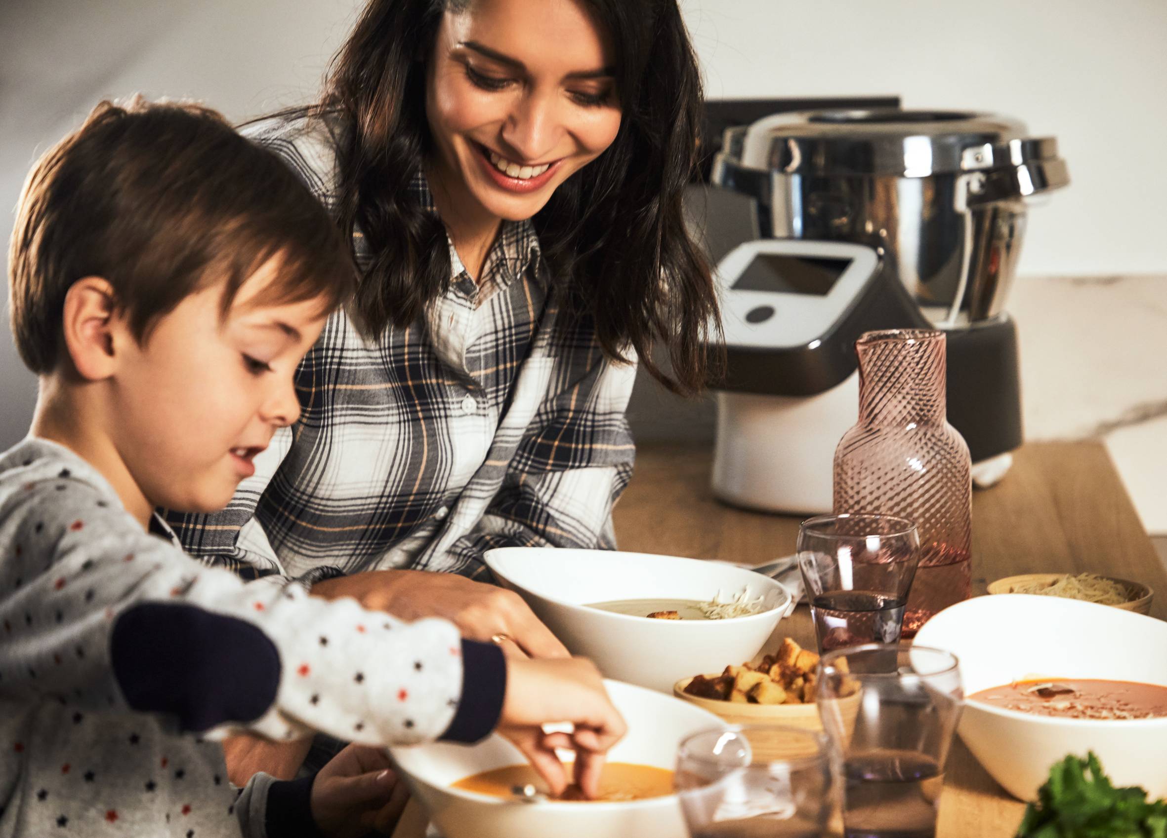 Robot cuiseur multifonction connecté I-Companion Touch XL + découpe légumes