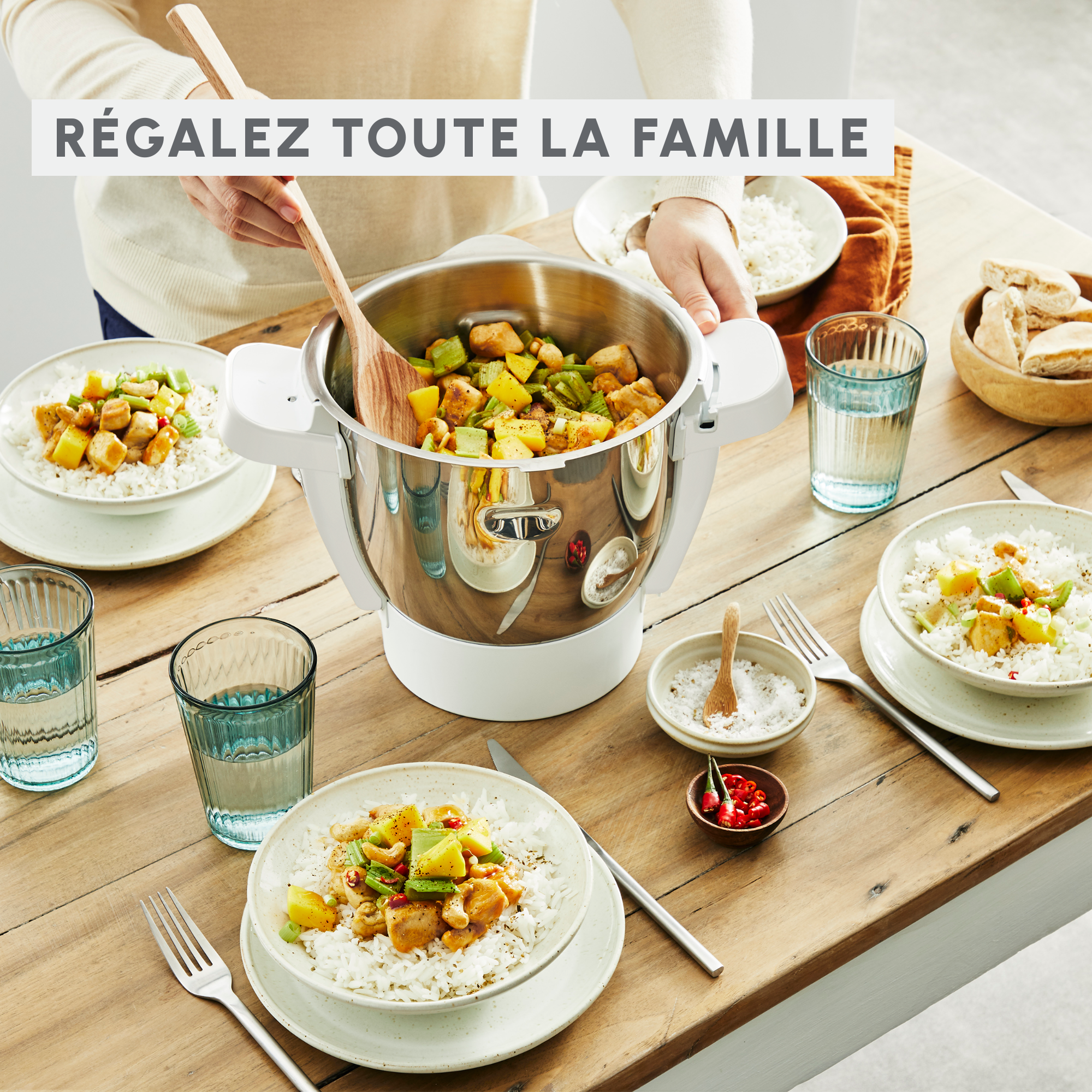 Companion, Robot cuiseur, 14 fonctions, Capacité XL 10 personnes, Blanc, Fabriqué en France