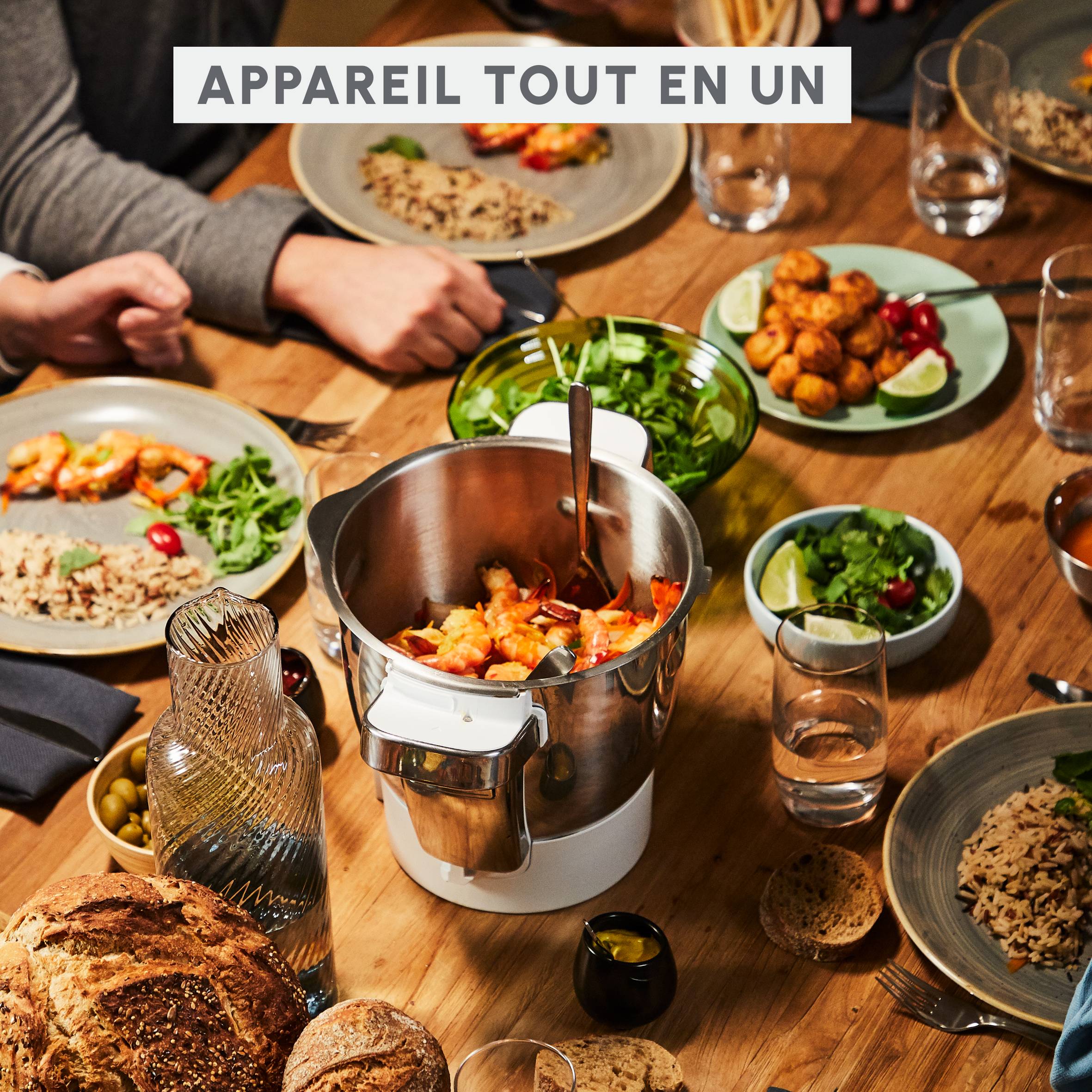 I-Companion Touch Pro, Robot cuiseur, 18 fonctions, Connecté, Pesage intégré, Recettes sur l’Ecran, Capacité  XL 10 personnes, Noir, Fabriqué en France + découpe légumes