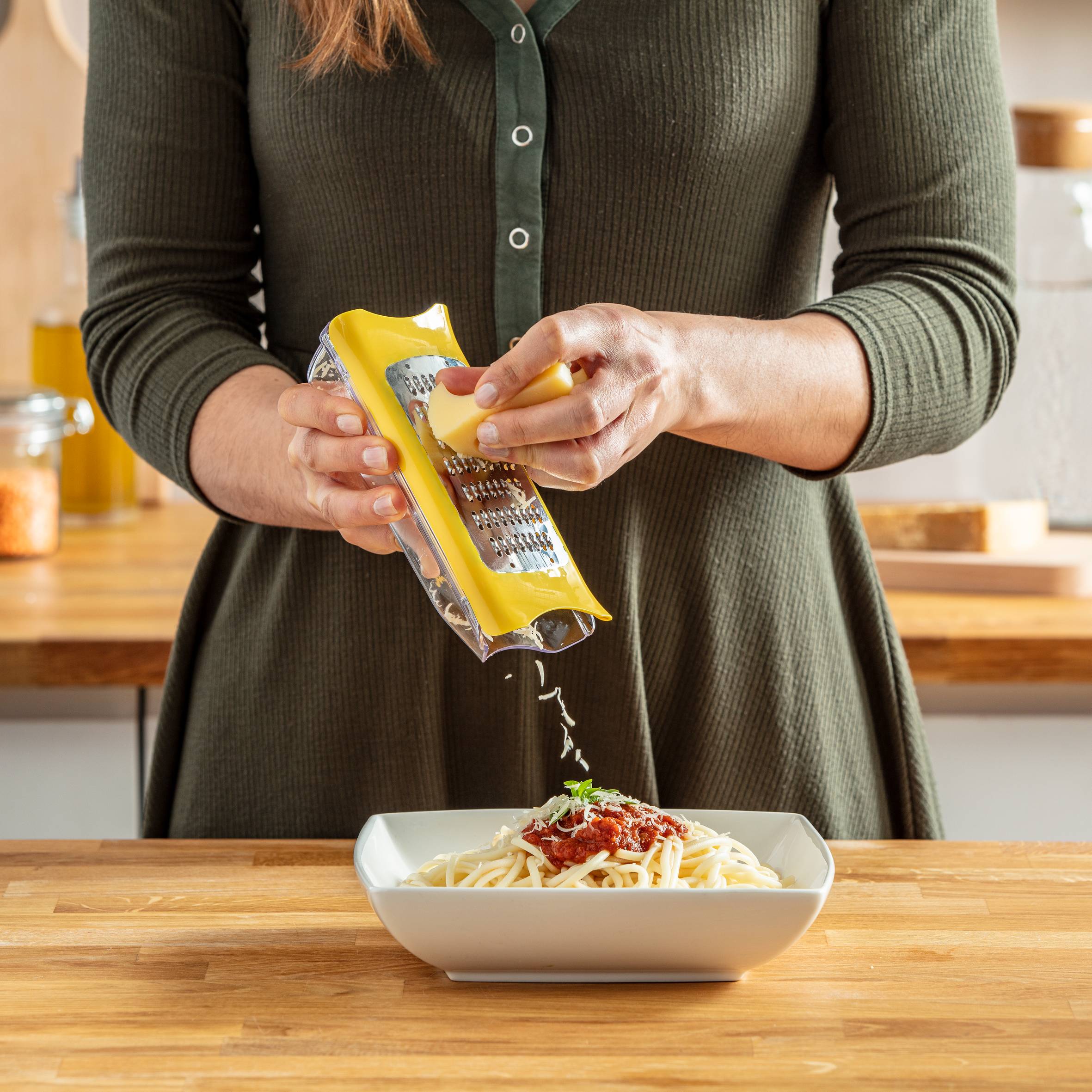 Râpe à fromage avec réservoir fresh kitchen