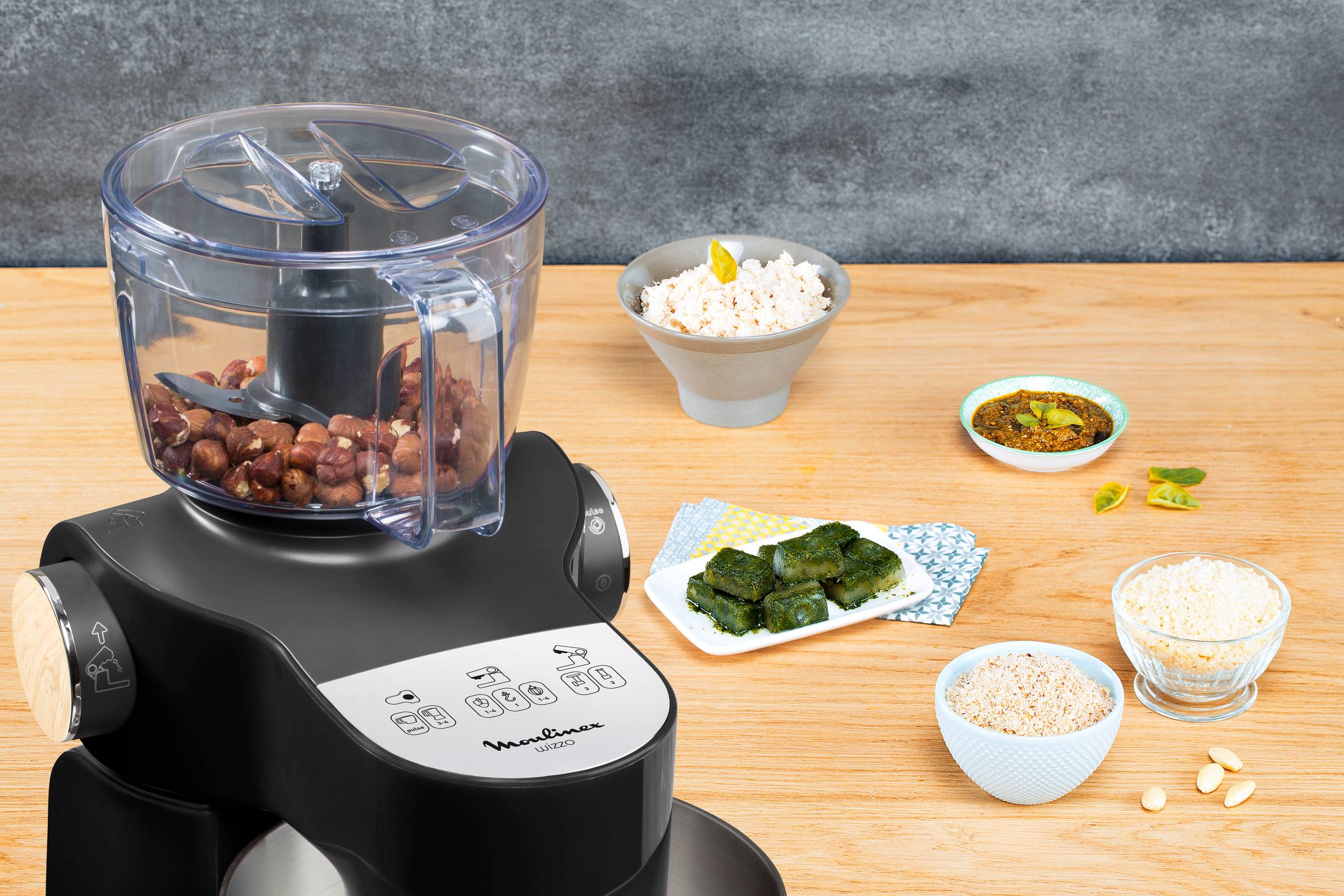 WIZZO NOIR 1000 W + 4 ACCESSOIRES