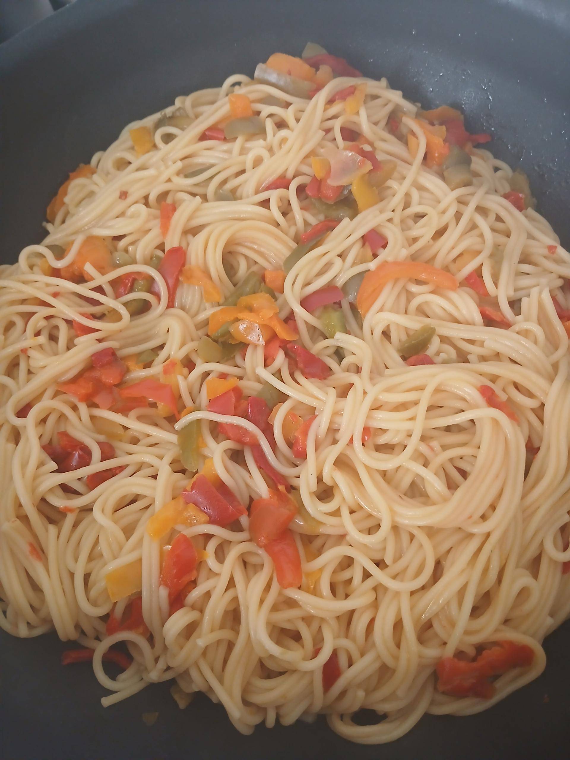 Spaghetti poivrons - Recette Cookeo | Moulinex