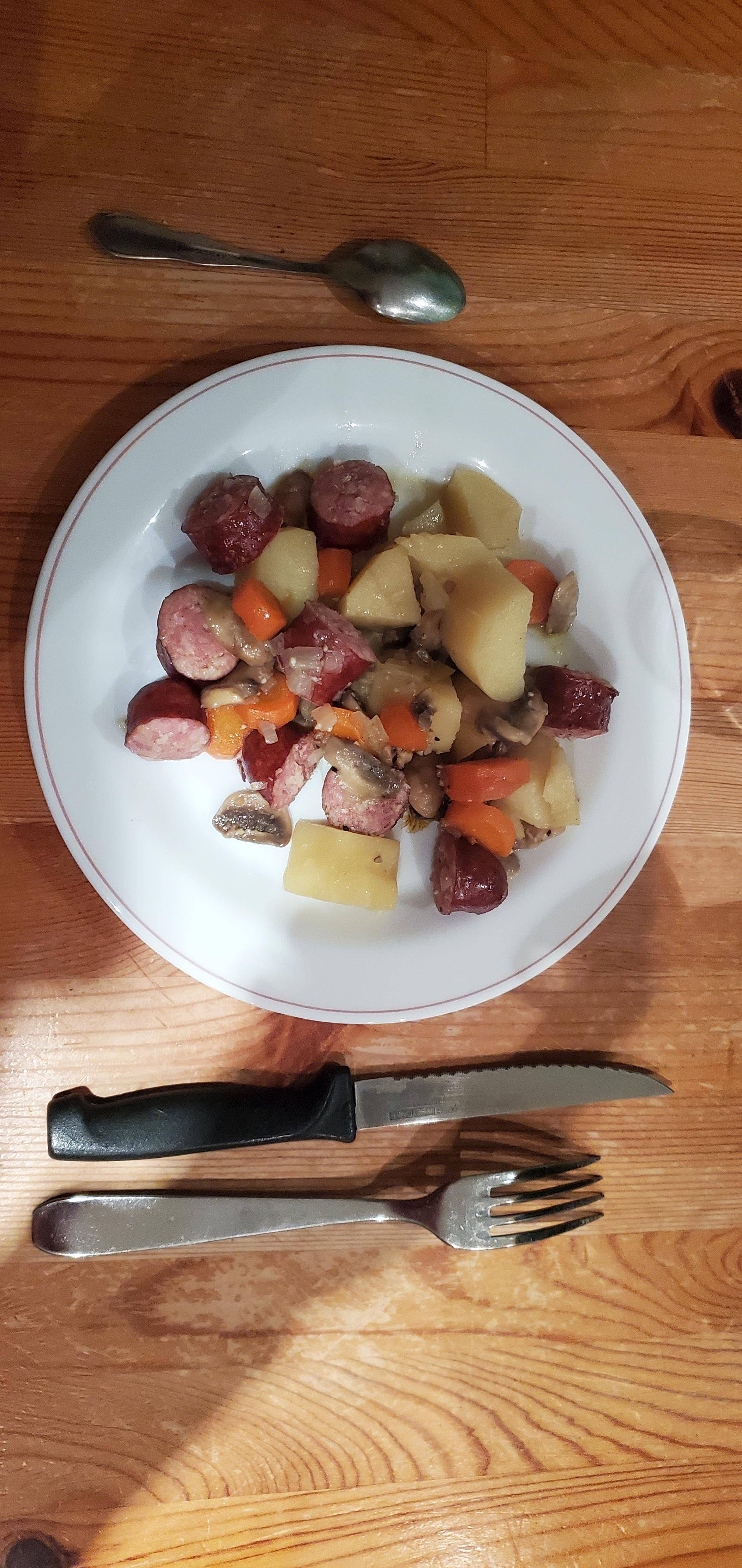 Saucisses, champignons, carottes, pommes de terre - Recette Cookeo V3 | Moulinex
