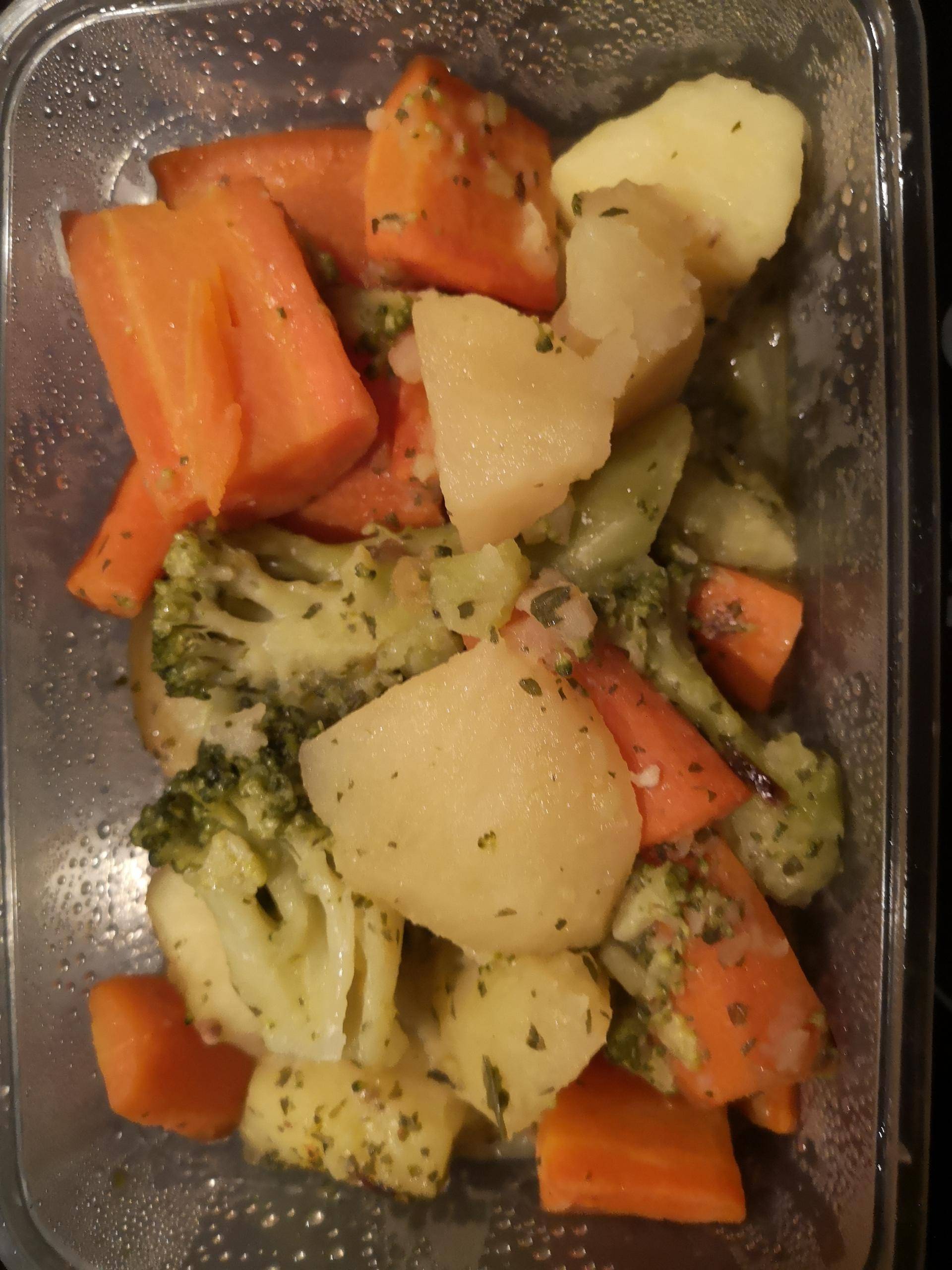 Pommes de terre, carottes et brocolis sautés - Recette Cookeo | Moulinex
