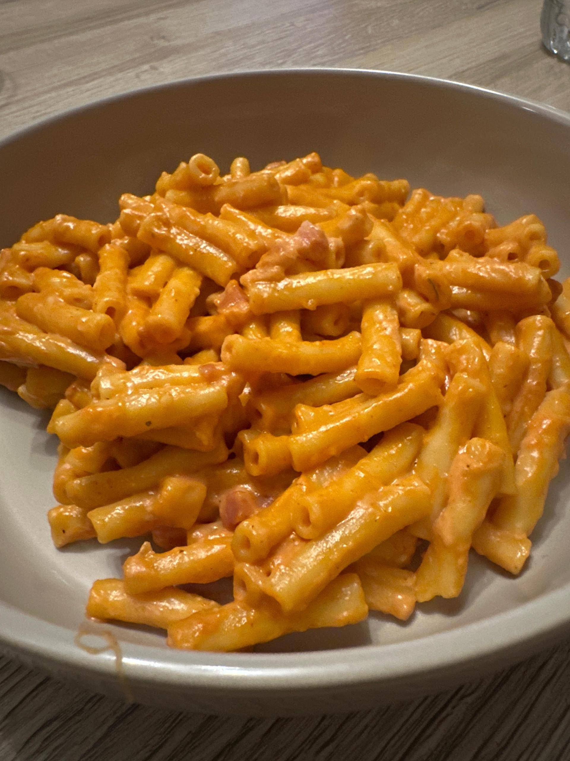 Pâtes crème et sauce tomate - Recette Cookeo | Moulinex