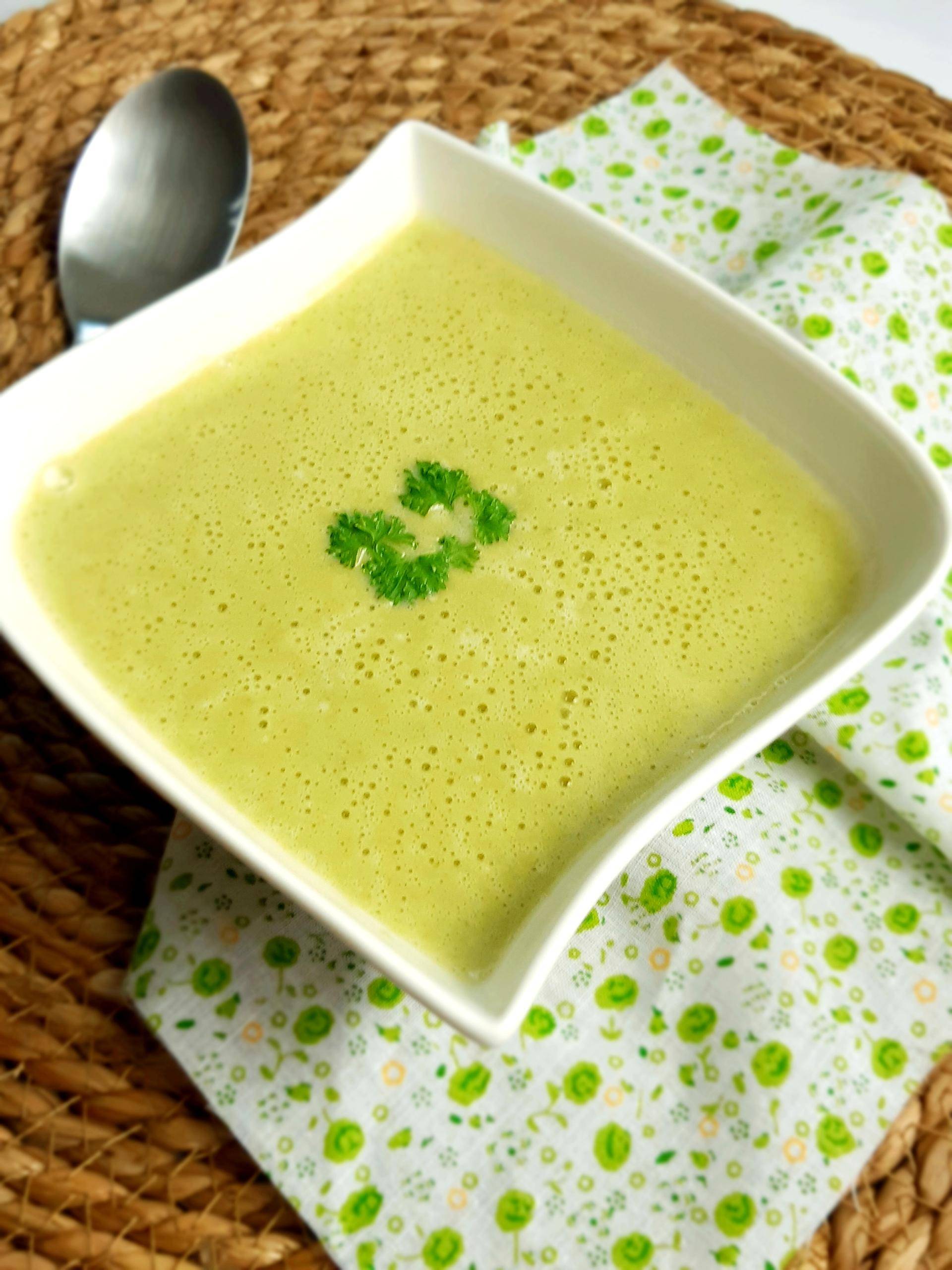 Velouté de brocoli - Recette Companion Connect XL | Moulinex