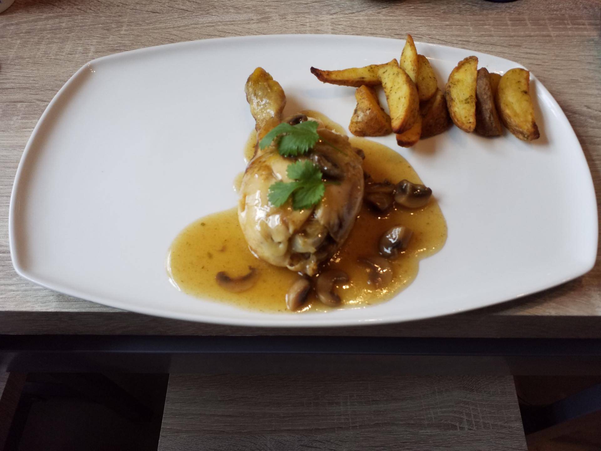 Poulet entier sauce champignons - Recette Cookeo | Moulinex