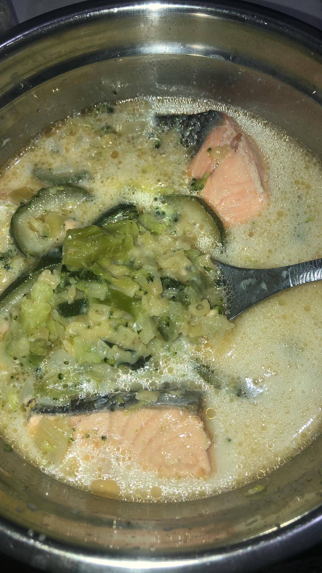 Bouillon au saumon petite legumes et pates alphabet - Recette Cookeo V3 | Moulinex