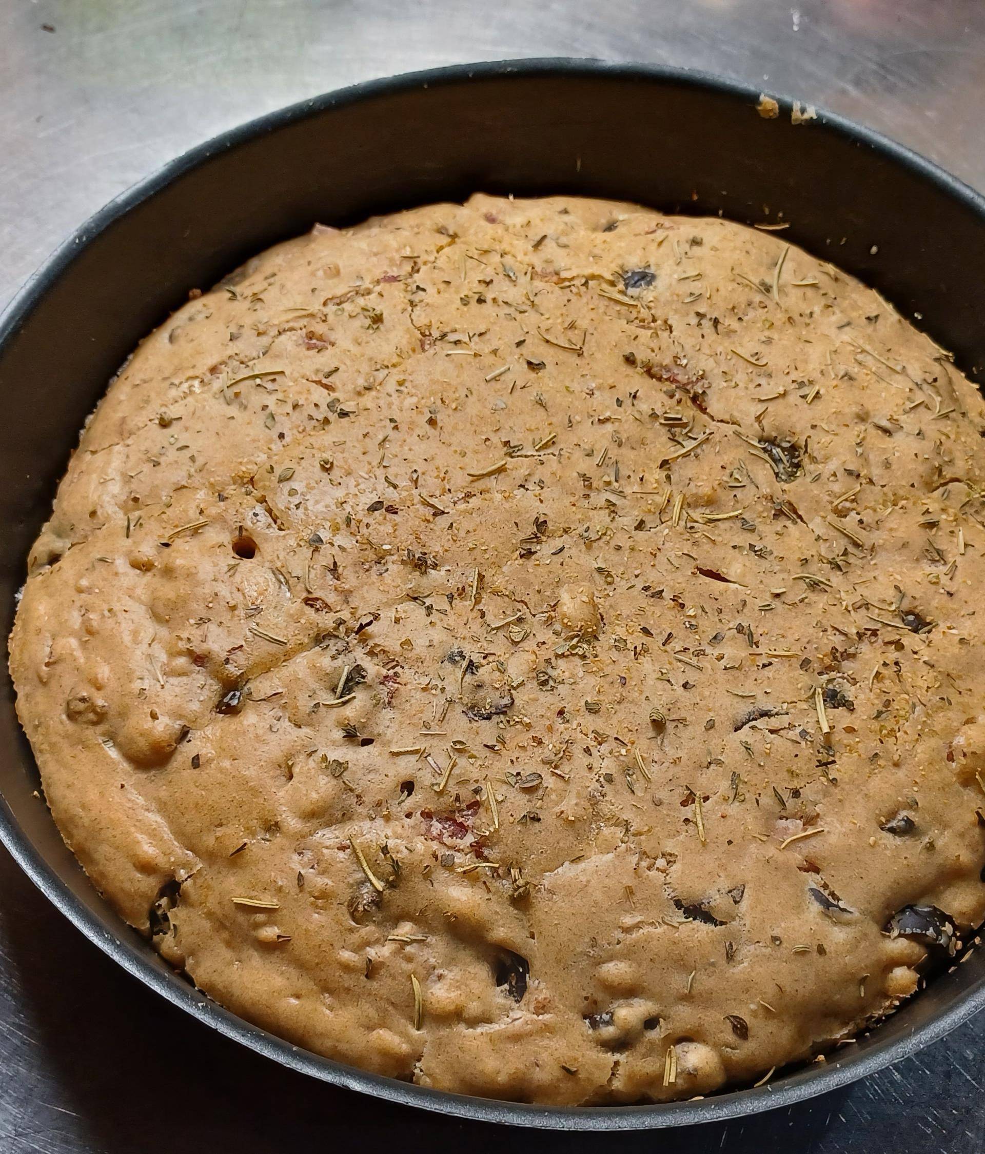 Gâteau olives jambon herbes de Provence - Recette Companion XL | Moulinex