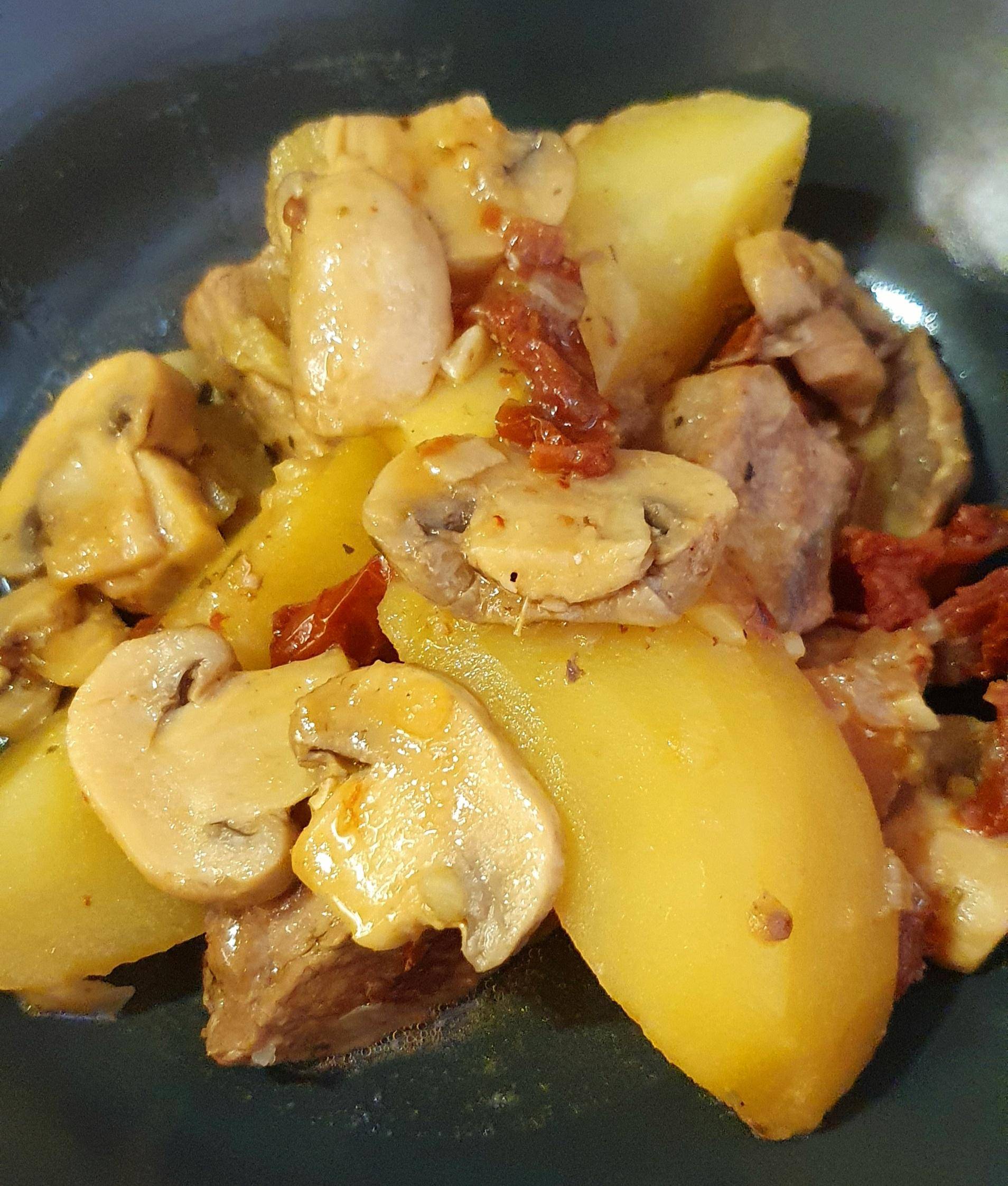 Veau aux tomates séchées champignons et pommes de terre - Recette Cookeo V3 | Moulinex