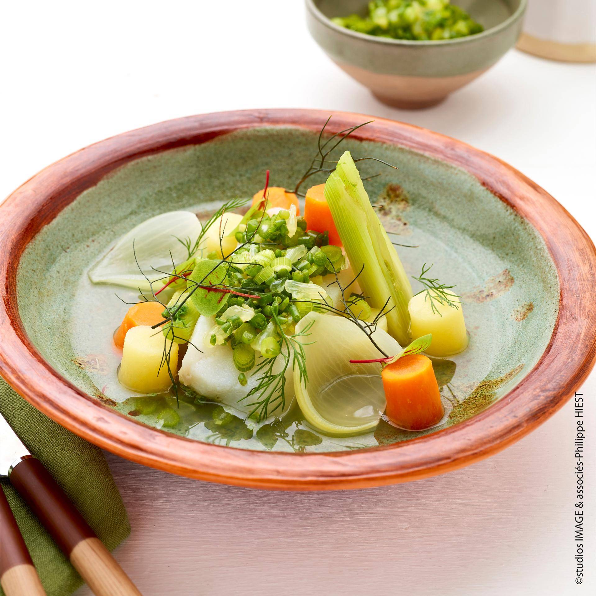 Pot au feu de cabillaud (Chef Mohammed Henni - Restaurant Château de Saulon, Saulon la Rue) - Recette Cuiseur vapeur | Moulinex