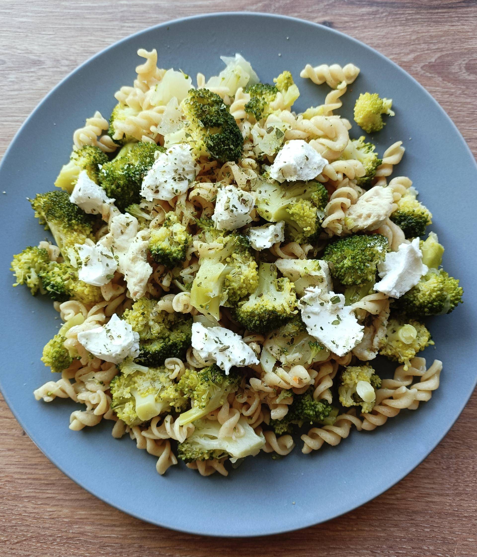 One pot pasta poulet brocolis chèvre - Recette Cookeo | Moulinex