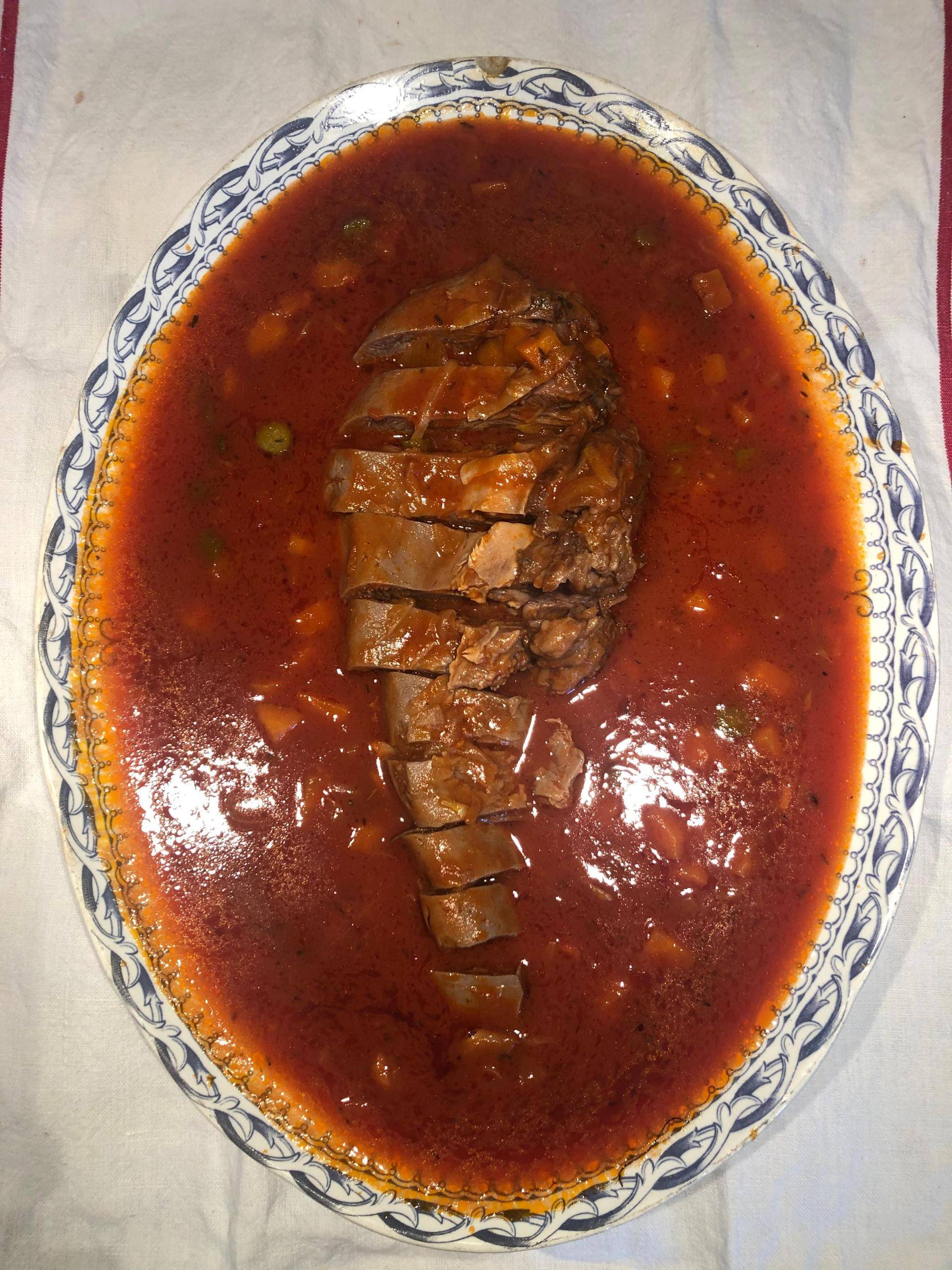 Langue de boeuf sauce tomate et cornichons - Recette Cookeo | Moulinex
