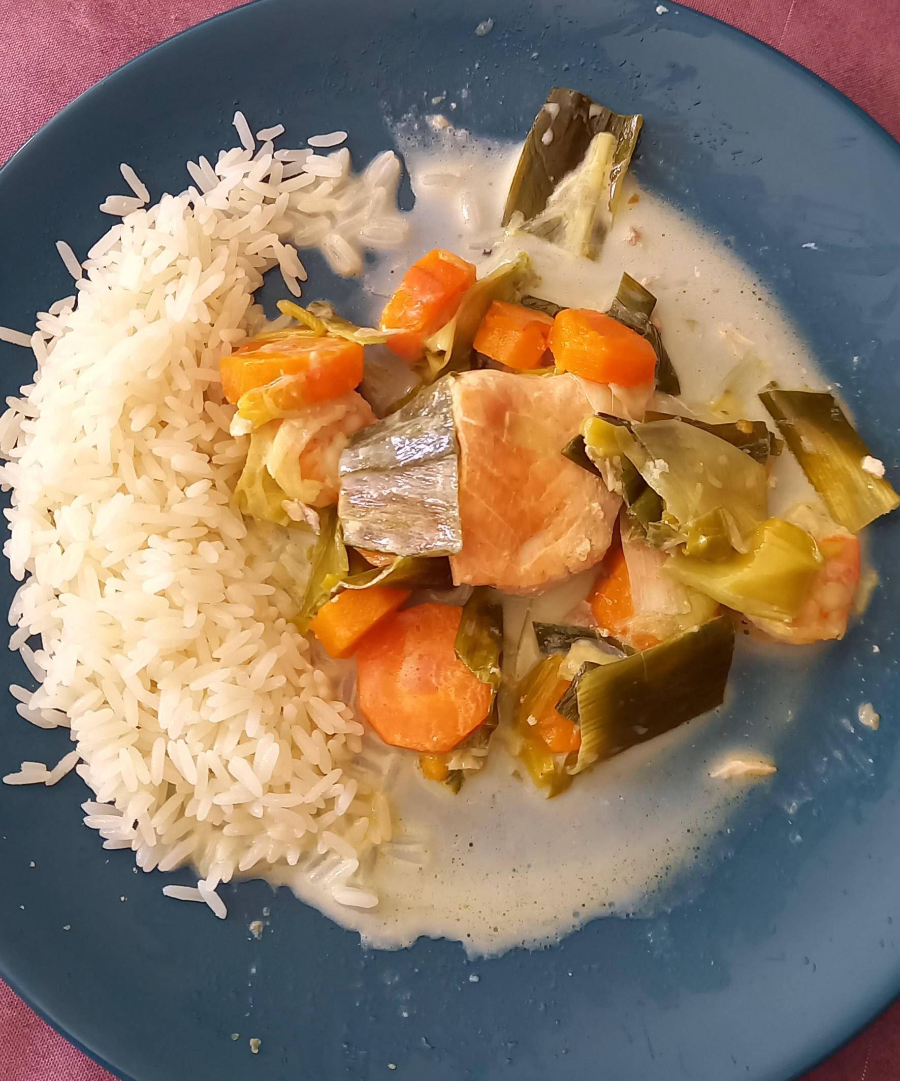 Blanquette de saumon aux poireaux et aux carottes - Recette Cookeo V3 | Moulinex