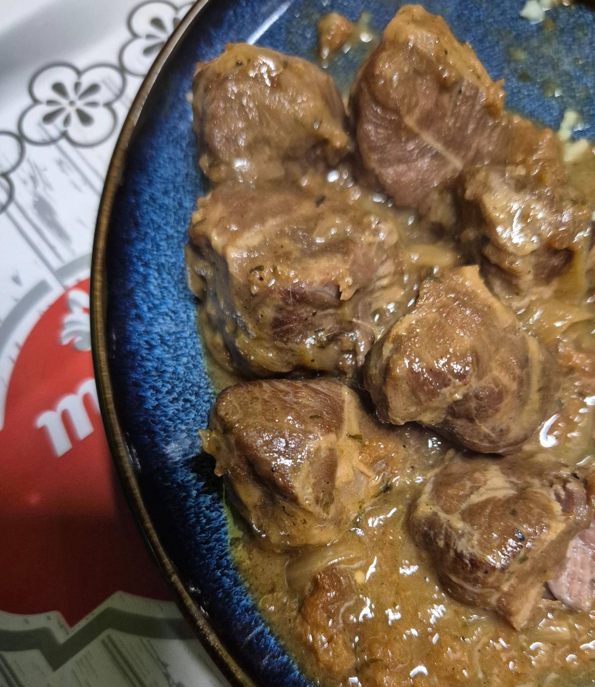 Joues de porc à la bière brune - Recette Cookeo V3 | Moulinex