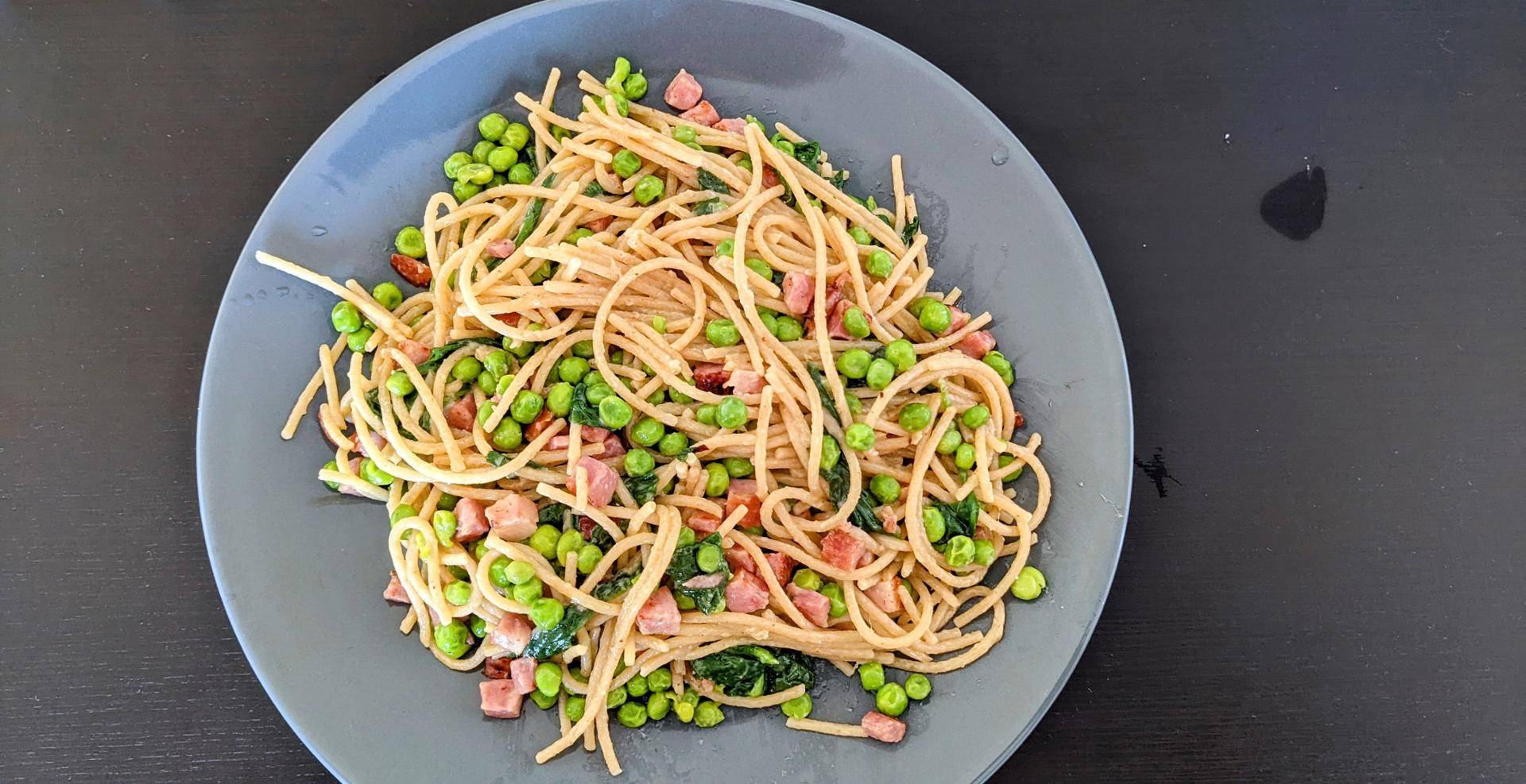 Pâtes aux petits pois, lardons et épinards - Recette Cookeo | Moulinex