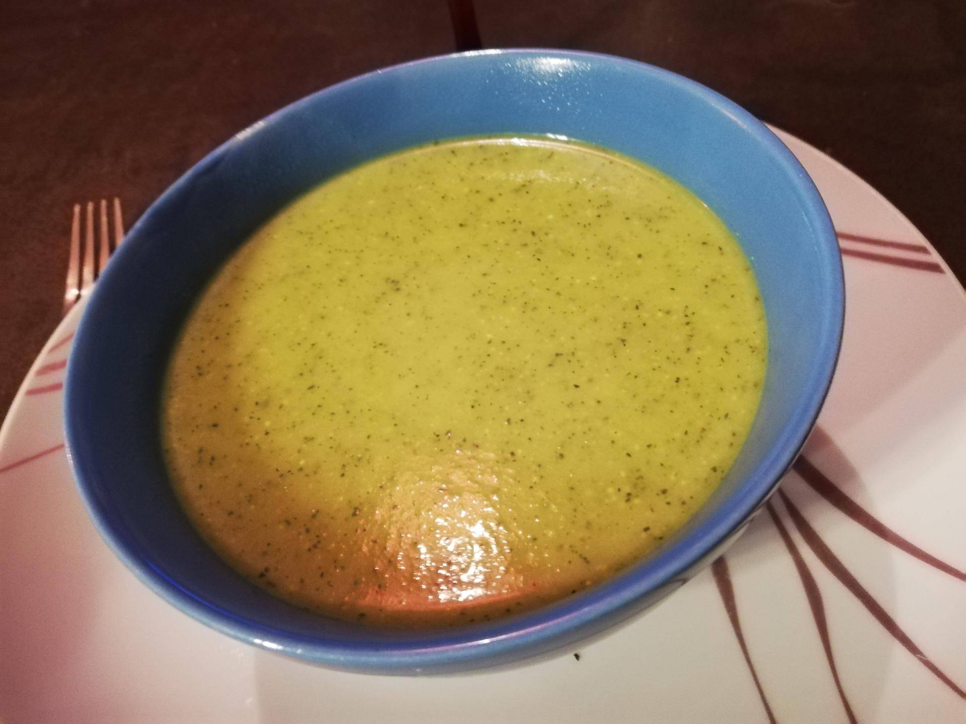 Velouté de courgettes à l'amande - Recette Companion Connect XL | Moulinex