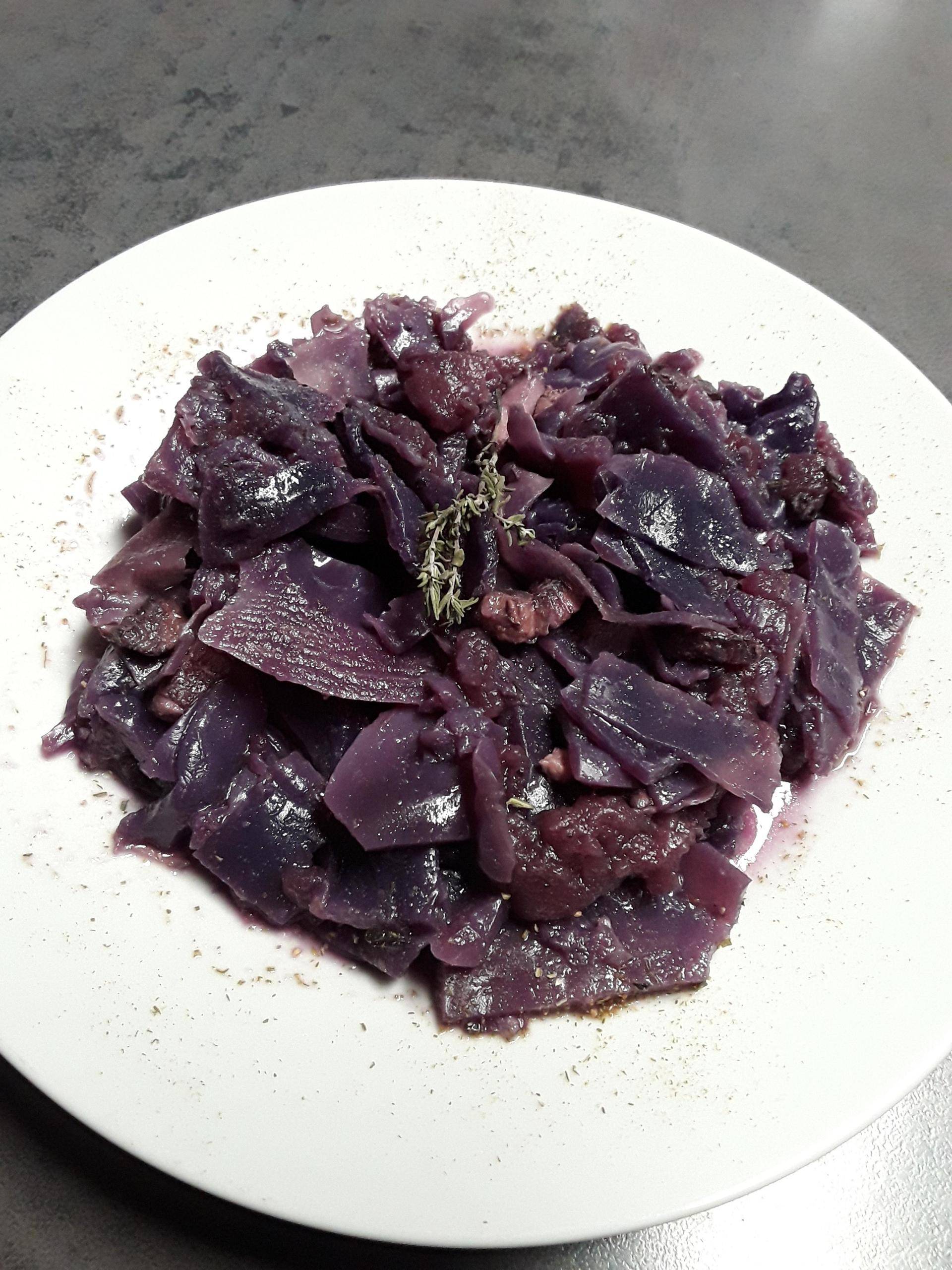 Chou rouge aux pommes et au lard - Recette Cookeo | Moulinex