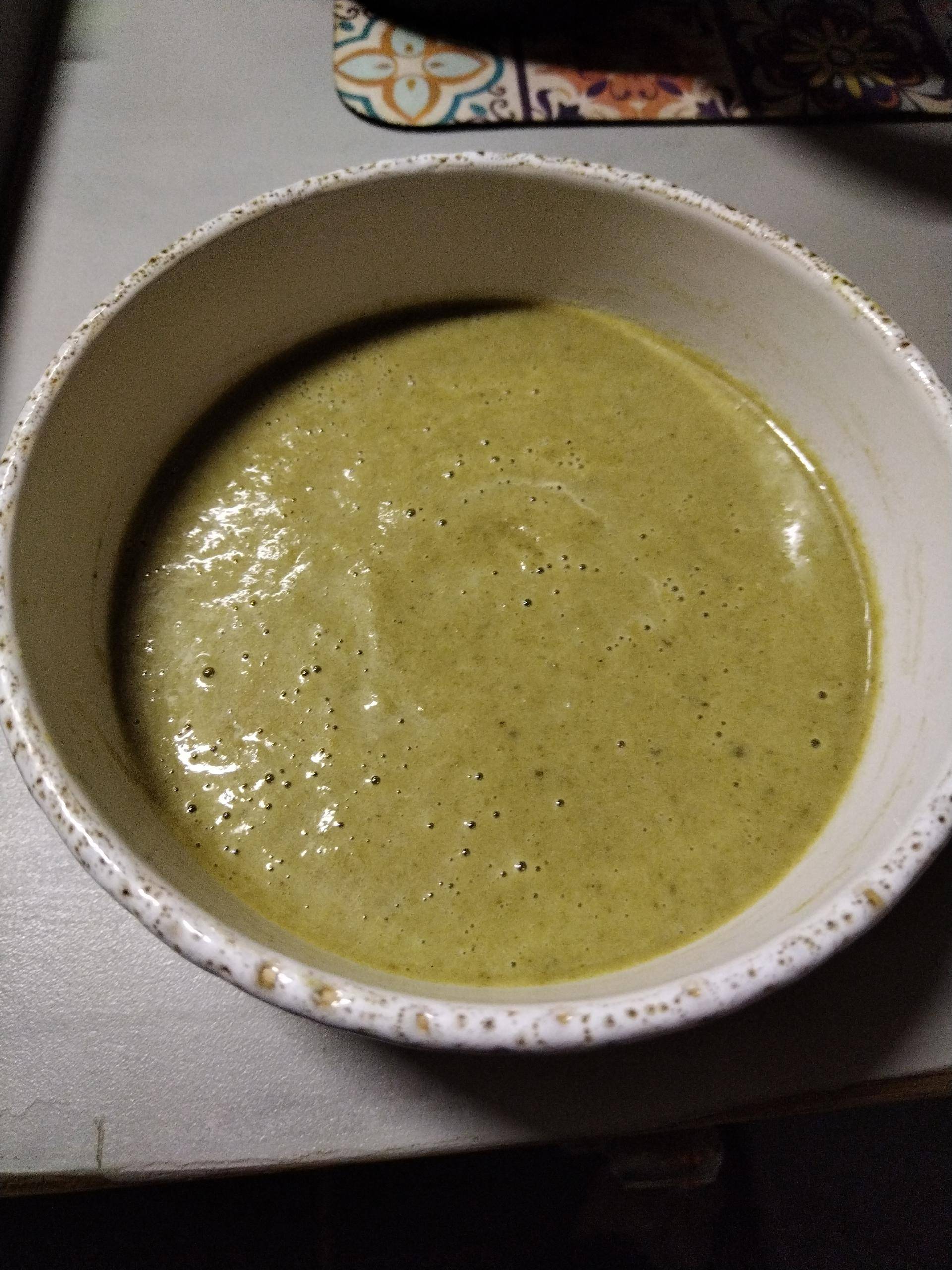 Velouté de céleri branche au miso - Recette Cookeo | Moulinex