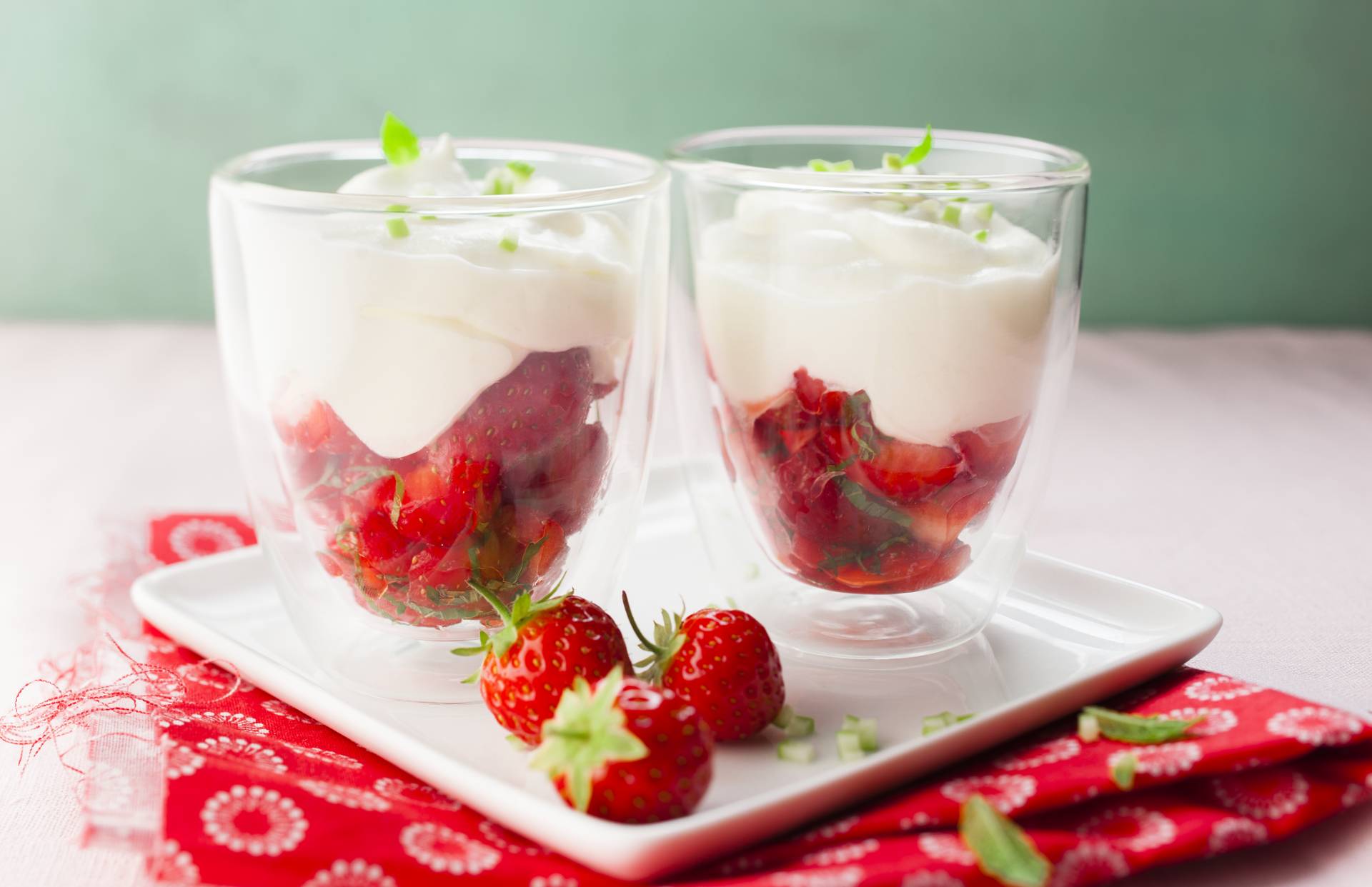 Fraises en "chantilly" pomme - Recette Cookeo | Moulinex