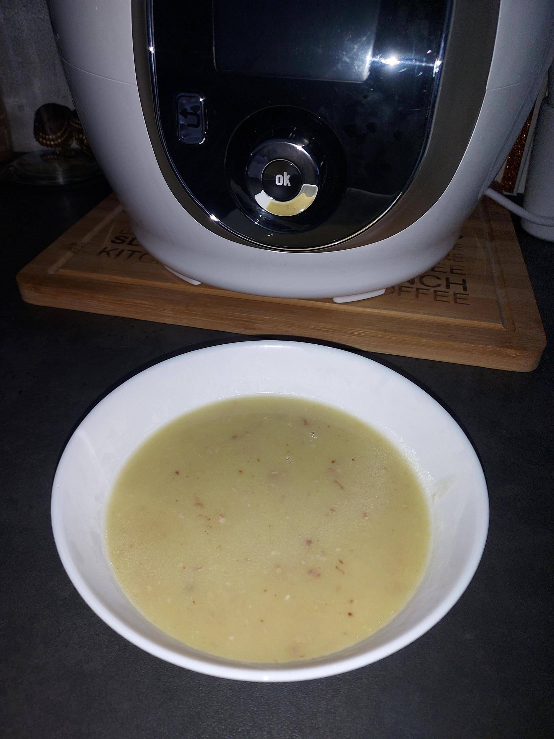 Soupe Poireaux-Pommes de terre-Lardons - Recette Cookeo | Moulinex