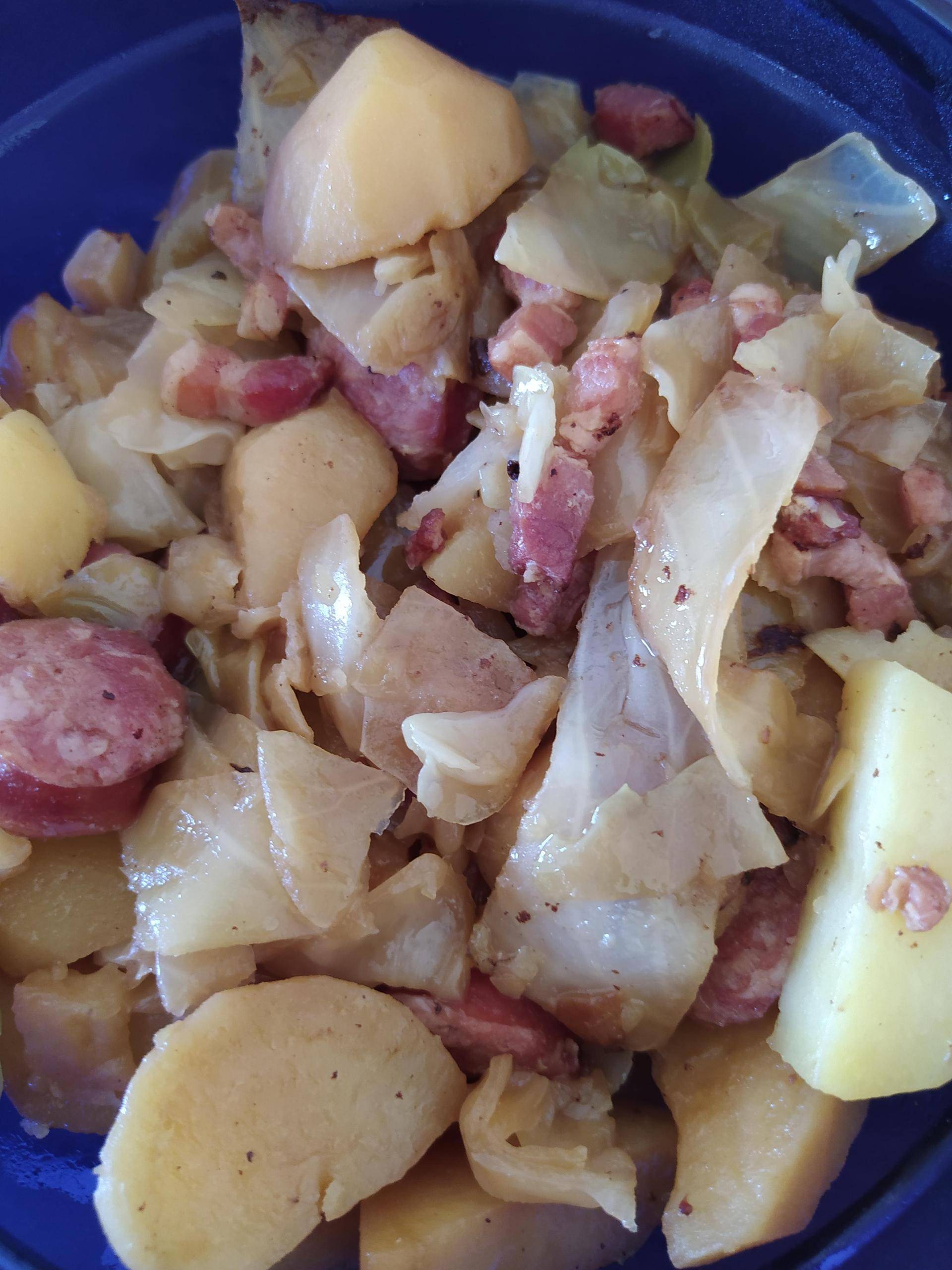 Chou aux saucisses de Montbéliard - Recette Cookeo | Moulinex