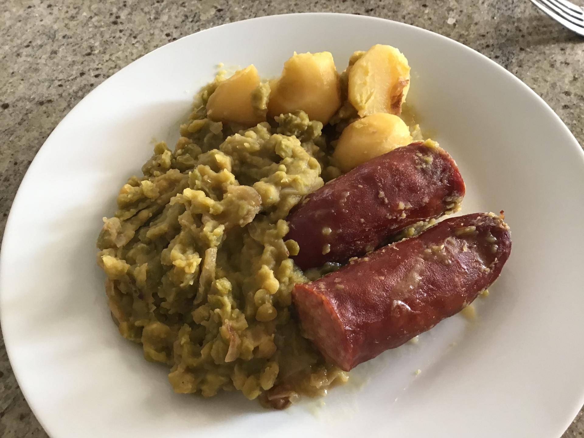 Pois cassés à la saucisse de montbeliard - Recette Cookeo | Moulinex