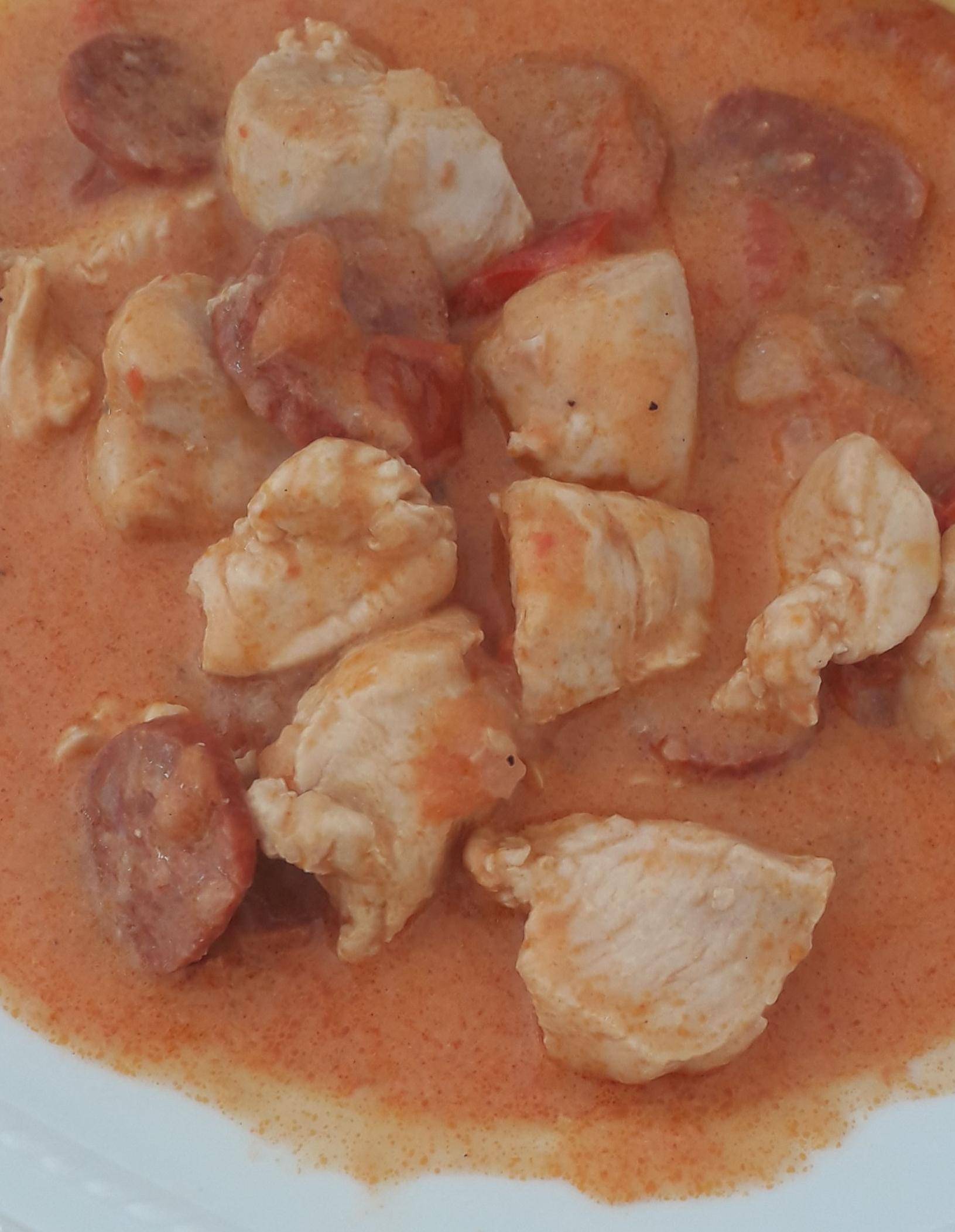 Poulet à la tomate et au chorizo - Recette Cookeo | Moulinex