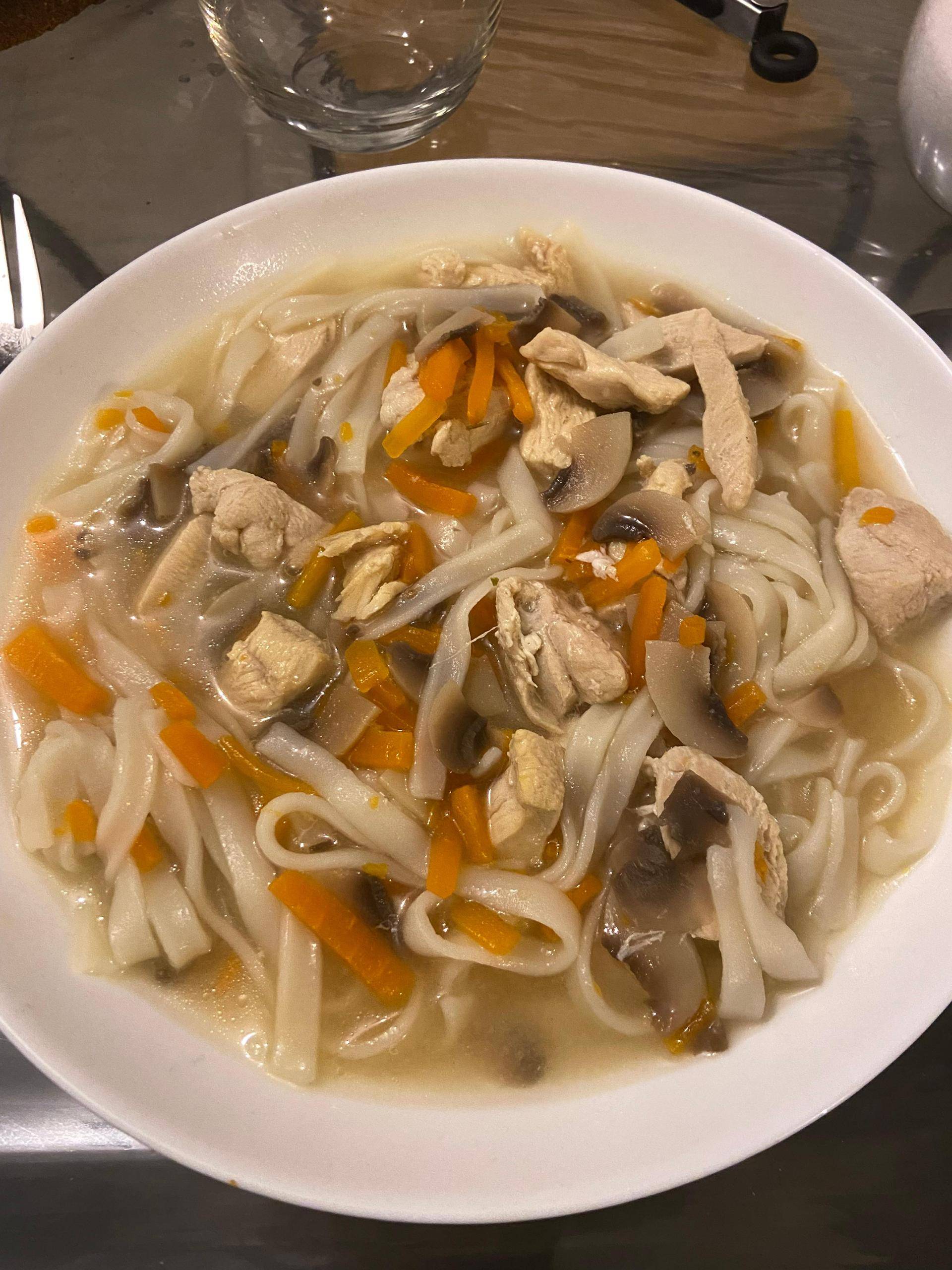Soupe poulet champignons - Recette Cookeo | Moulinex