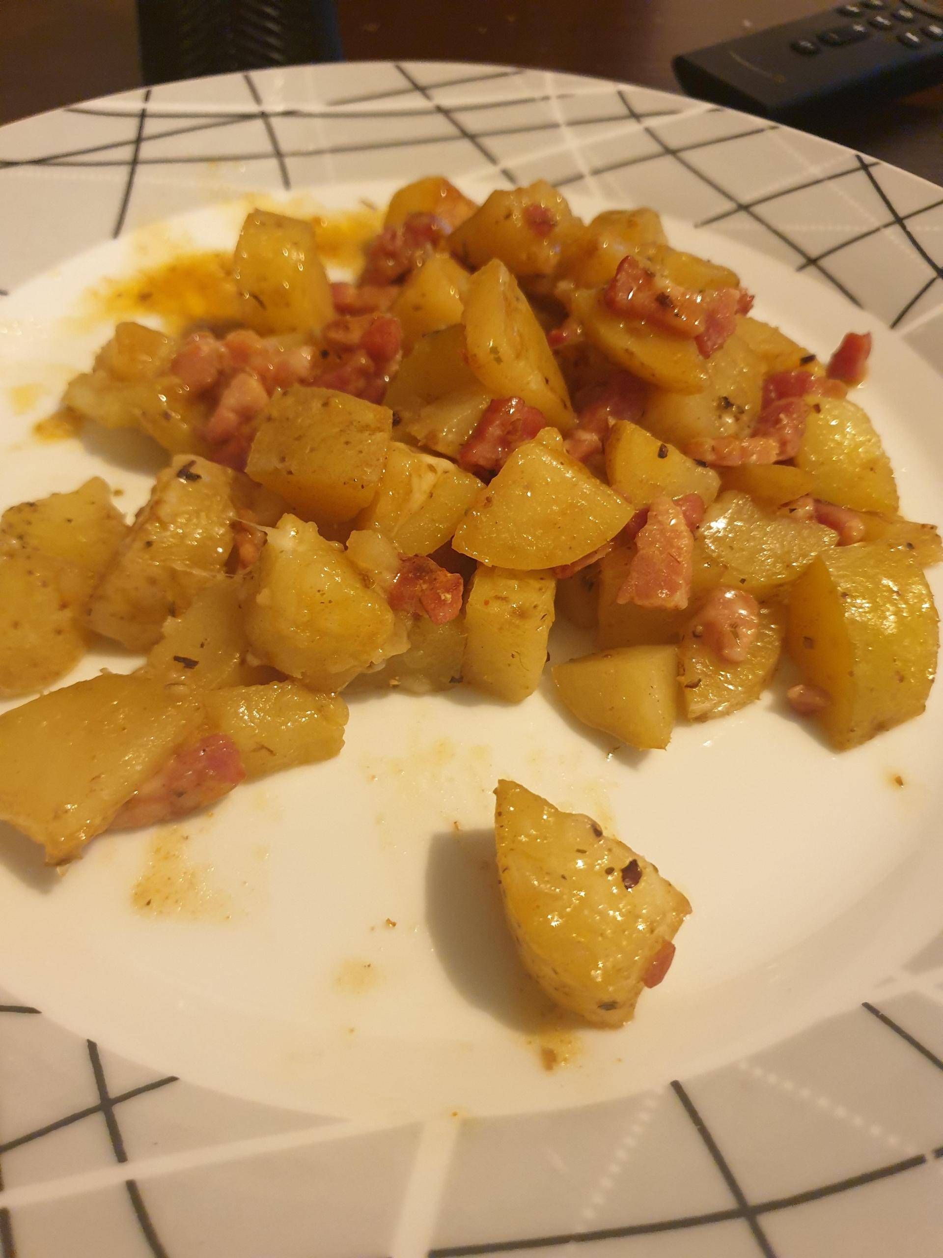 Pommes de terre chilienne lardon - Recette Cookeo | Moulinex