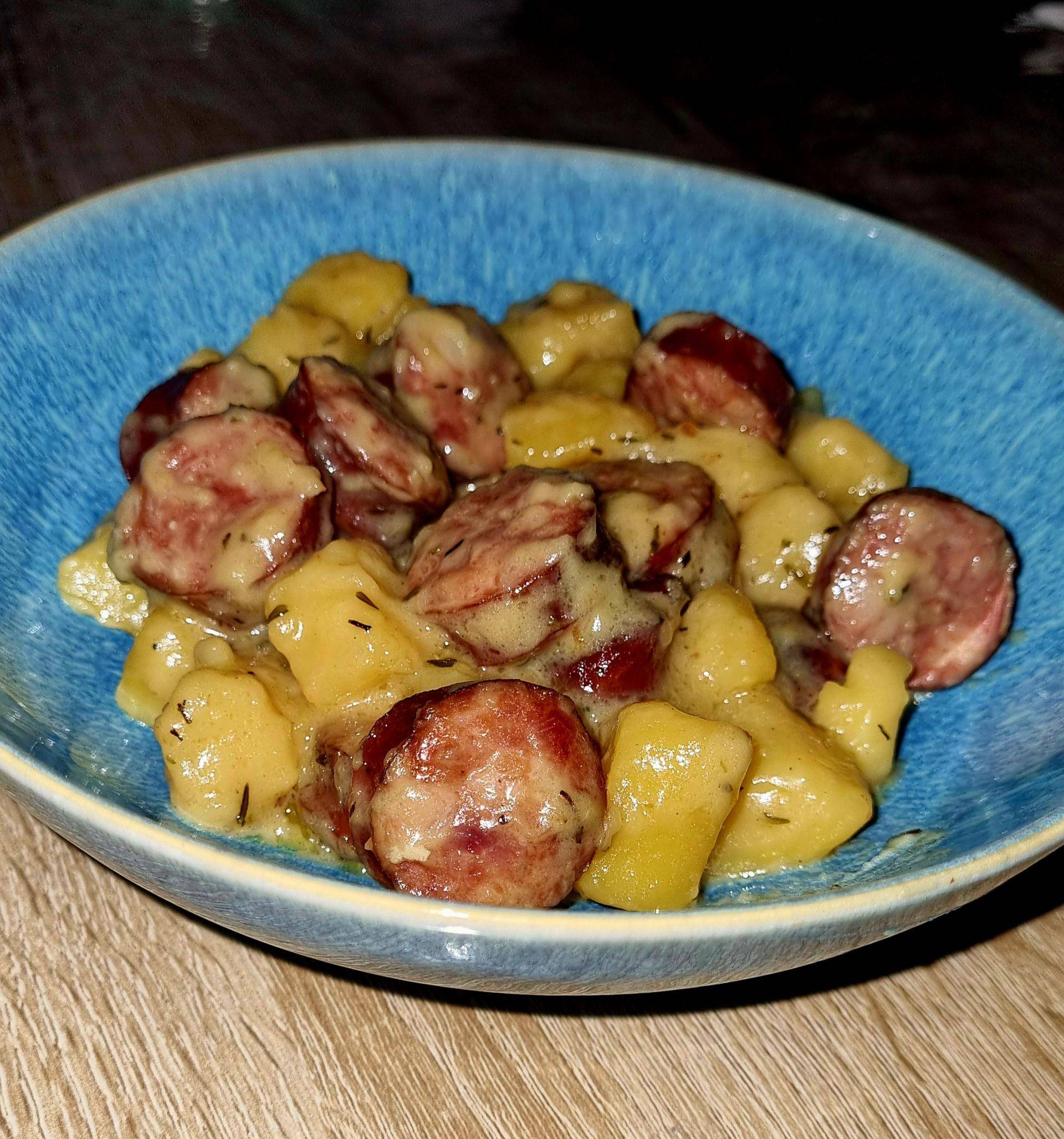 Saucisses fumées aux pommes de terre façon paysanne - Recette Cookeo Infinity Autostir | Moulinex