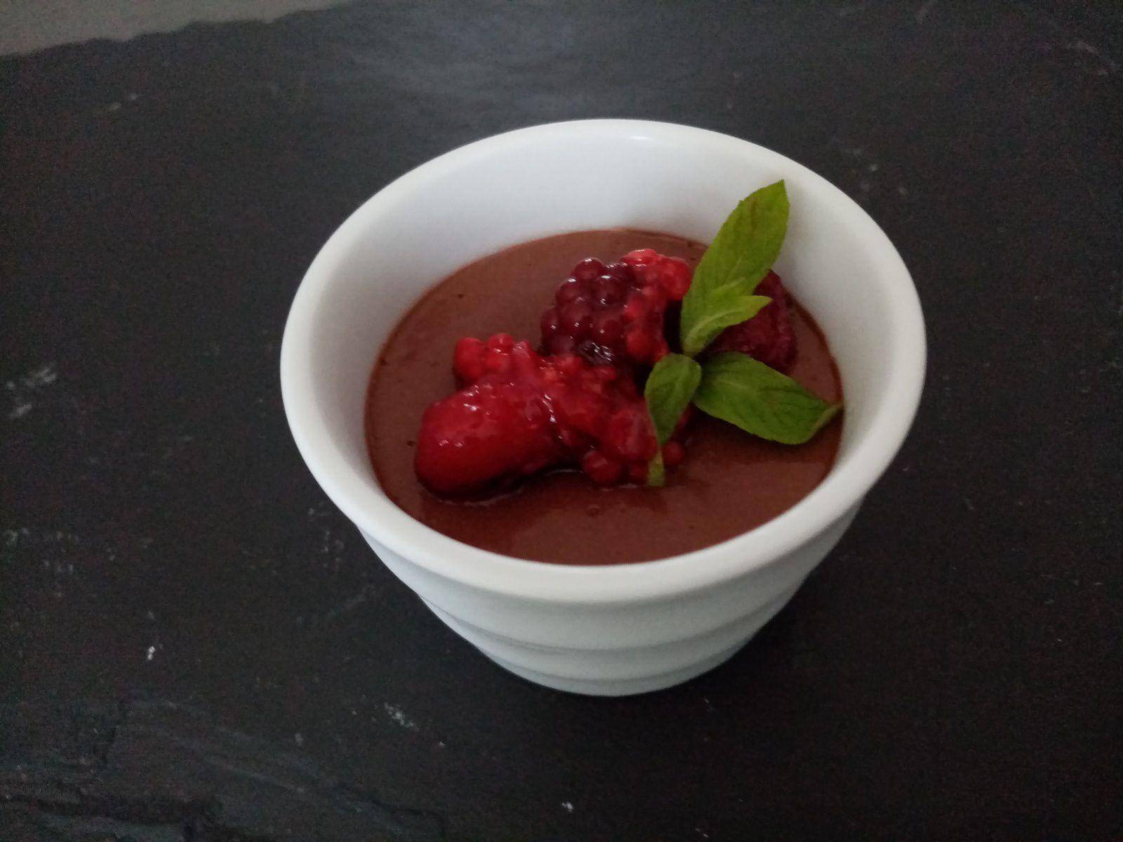Creme chocolat sans lactose & framboises Cardamone (Sans lactose) - Recette Companion | Moulinex