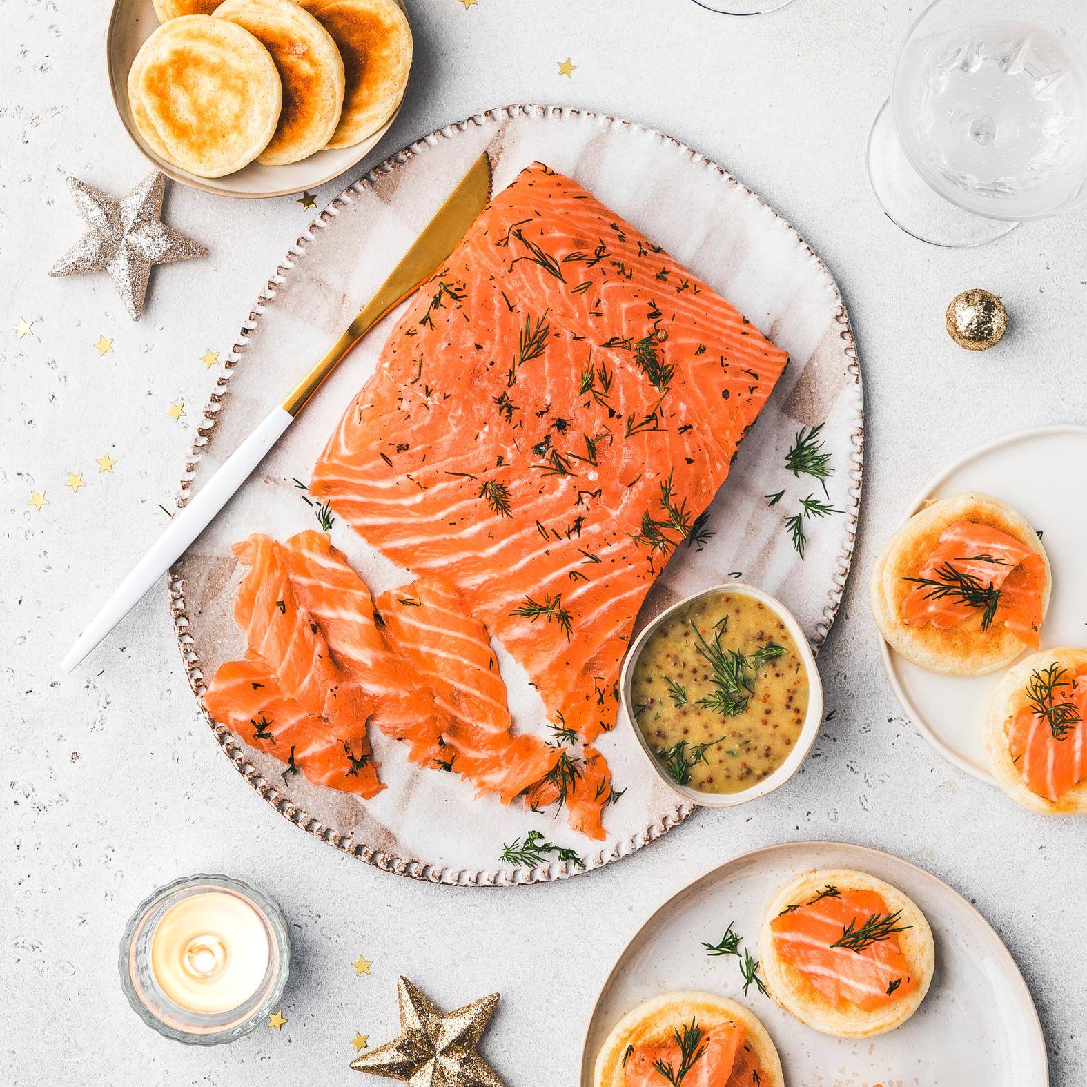 Blinis, saumon gravlax et sauce moutarde - Recette Companion | Moulinex