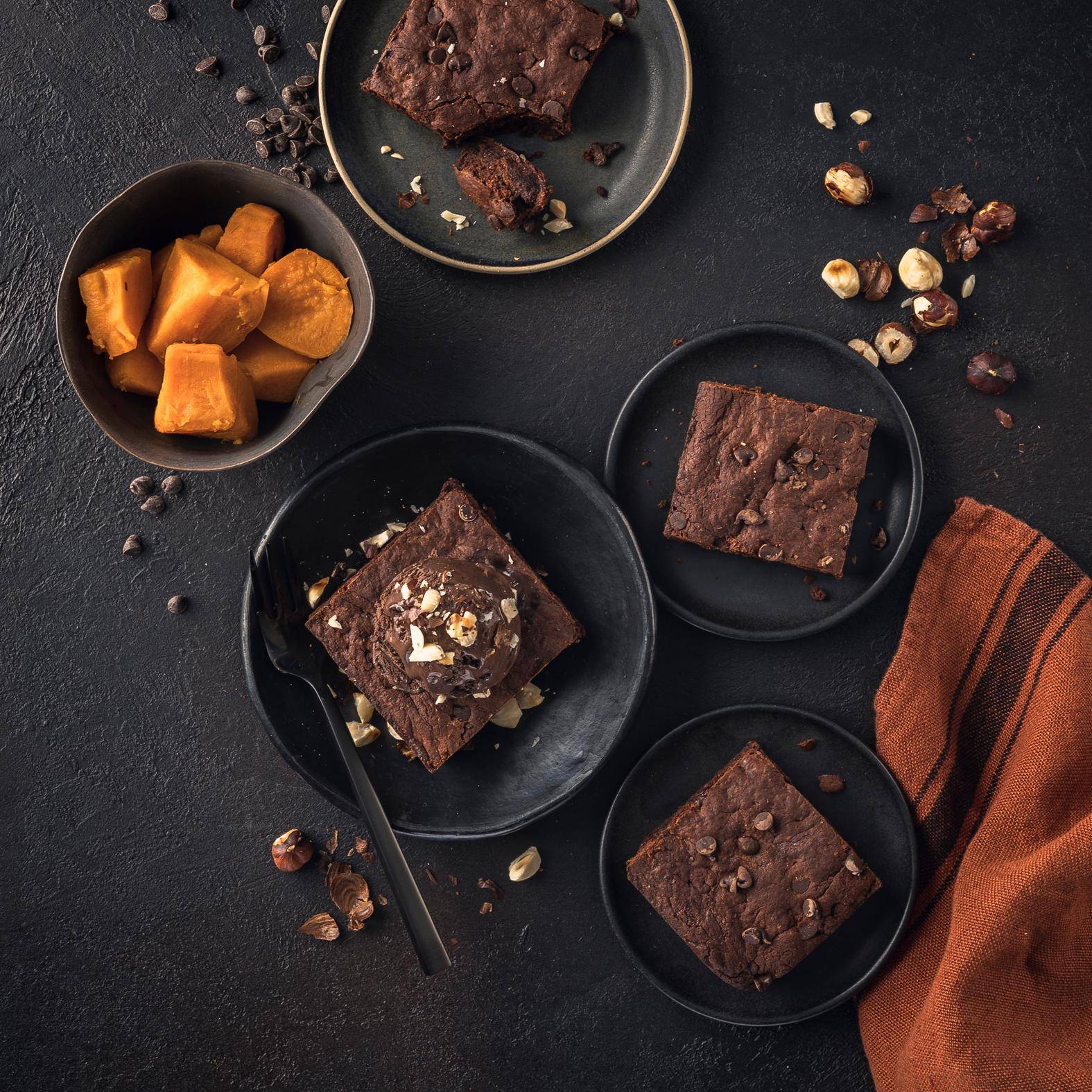 Brownies van zwarte chocolade en zoete aardappel - Recette Companion | Moulinex
