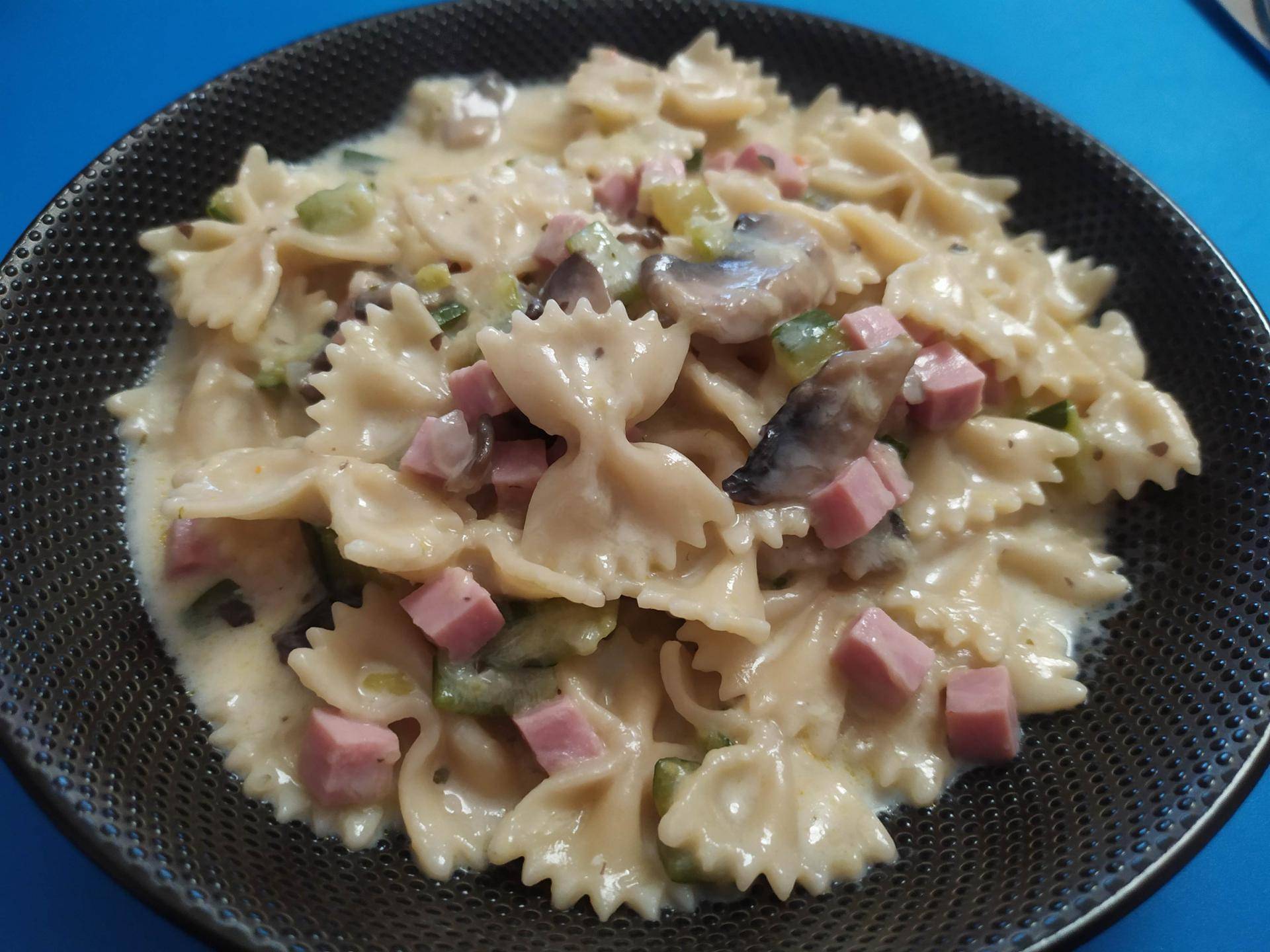 One pot pasta courgettes champignons - Recette Cookeo | Moulinex