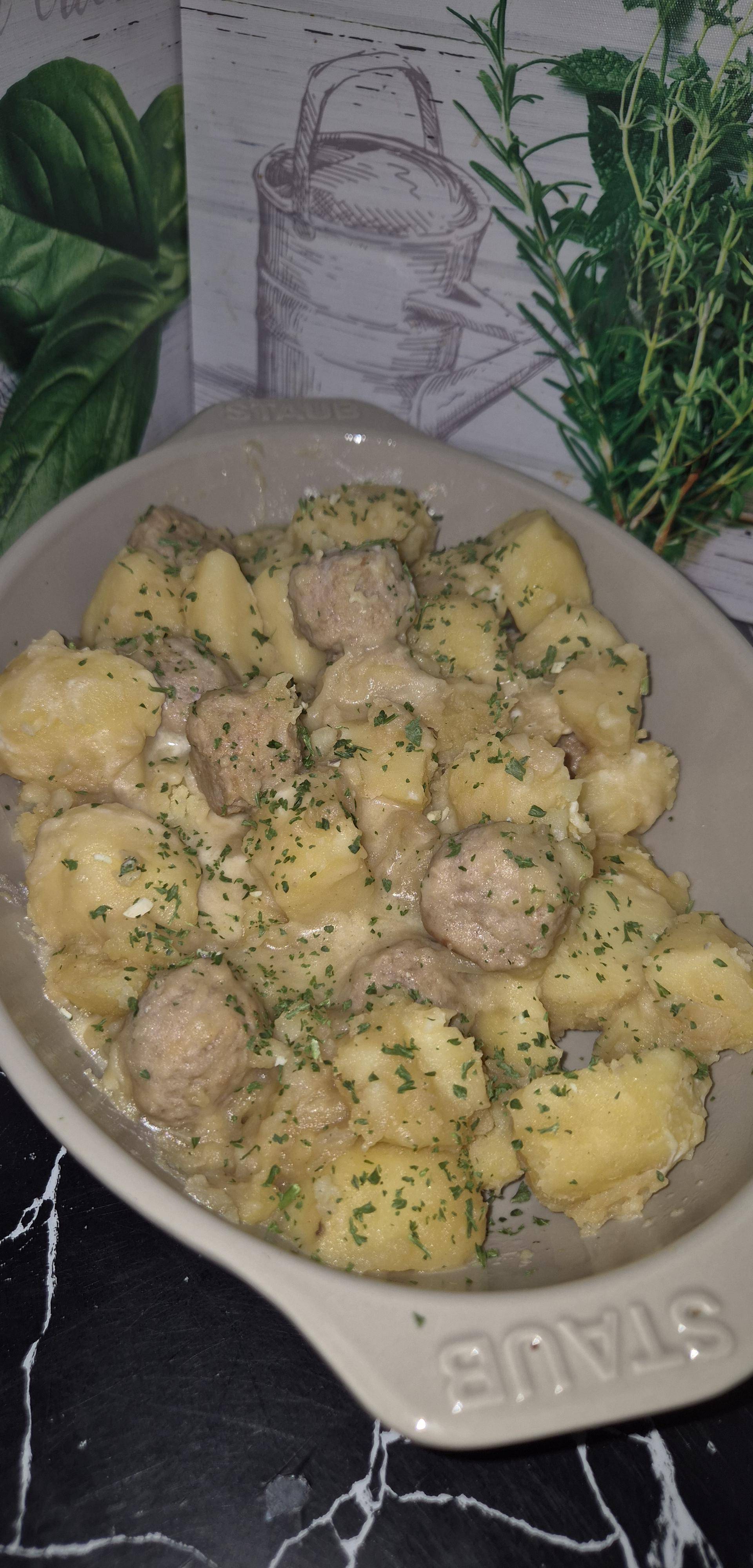 Boulettes de porc et pommes de terre en sauce au Cookeo infinity - Recette Cookeo Infinity Autostir | Moulinex