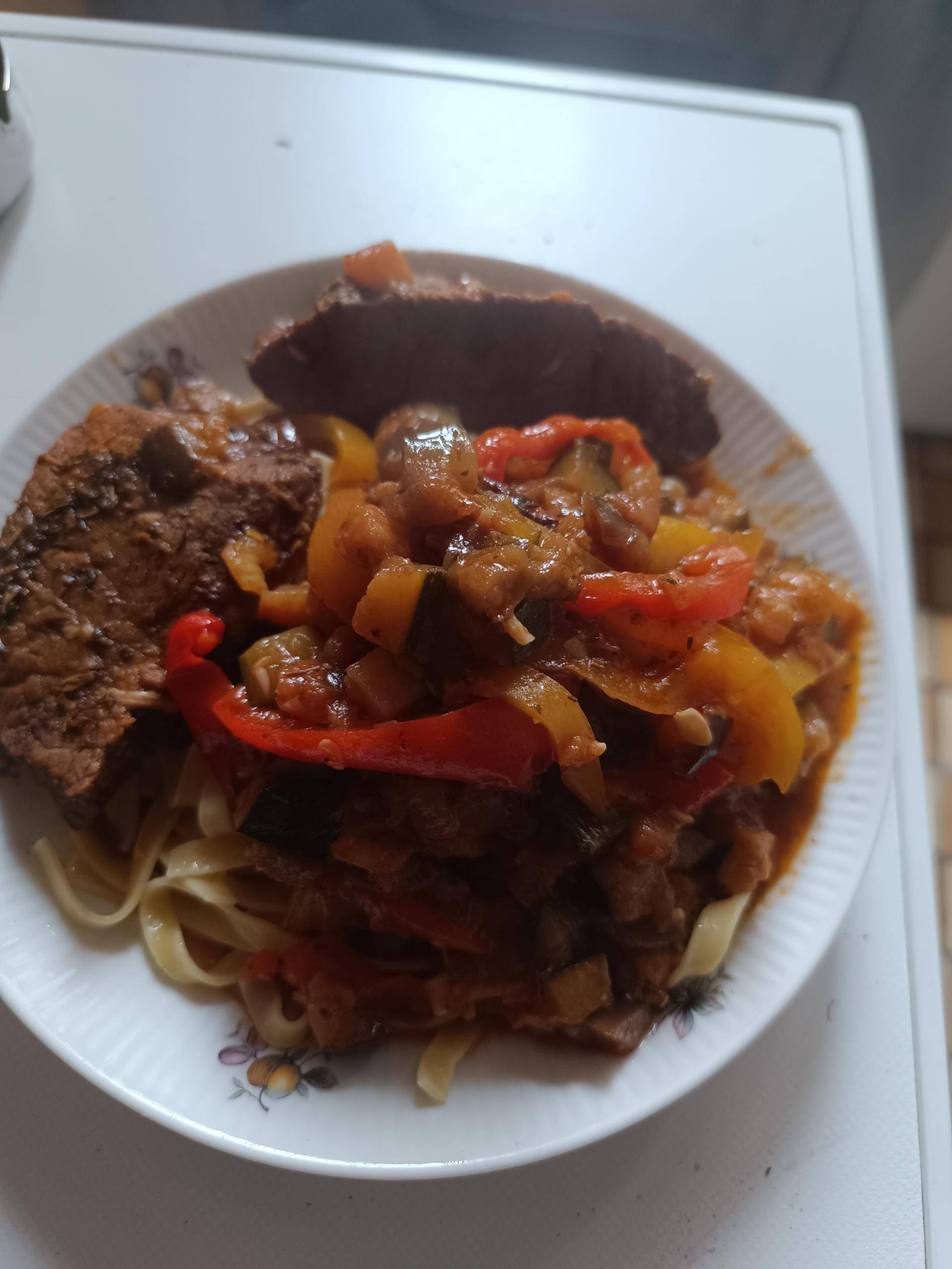 Filet mignon aux poivrons - Recette Cookeo V3 | Moulinex