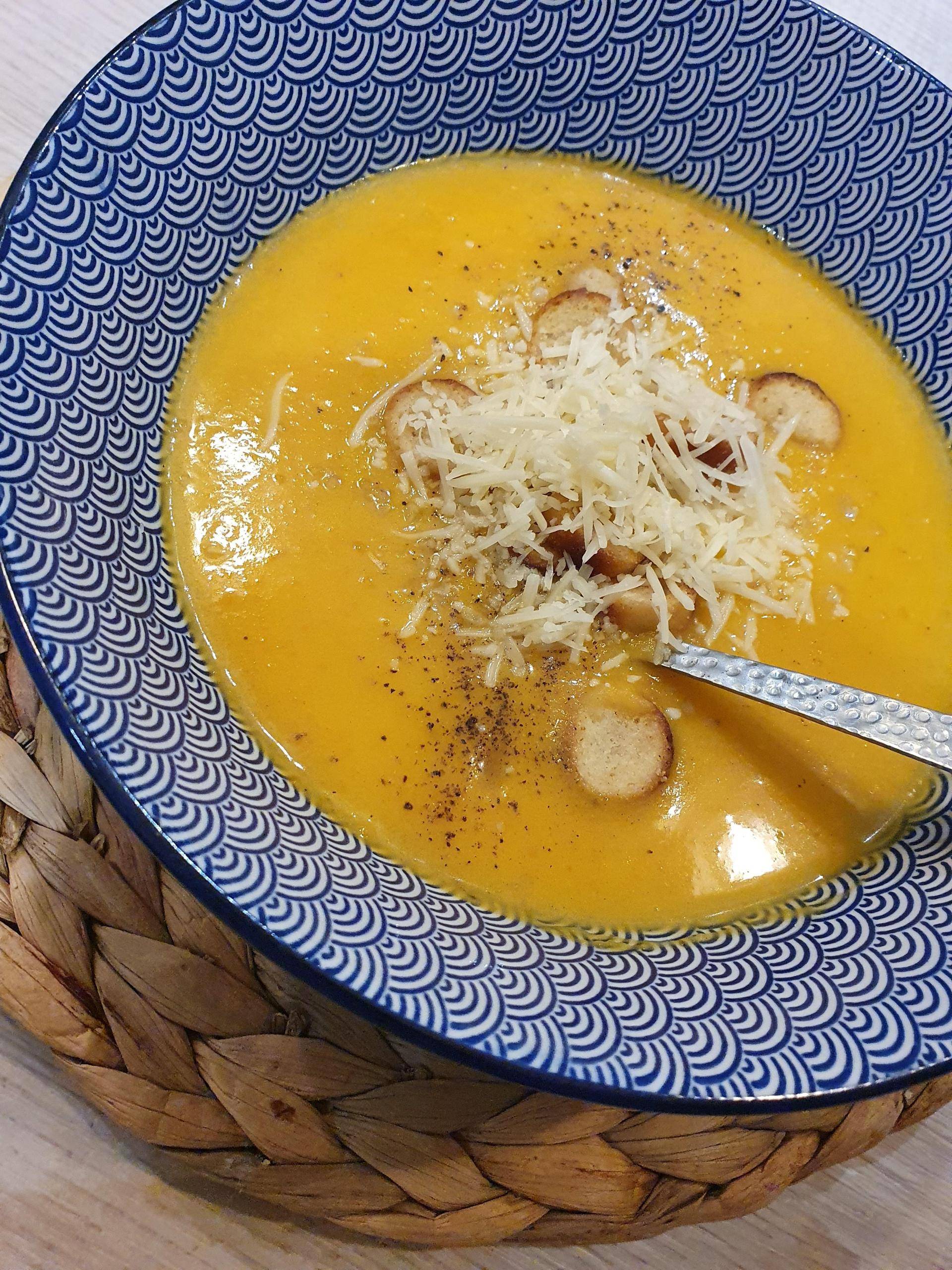 Velouté Butternut Carottes pommes de Terre - Recette Companion Connect XL | Moulinex