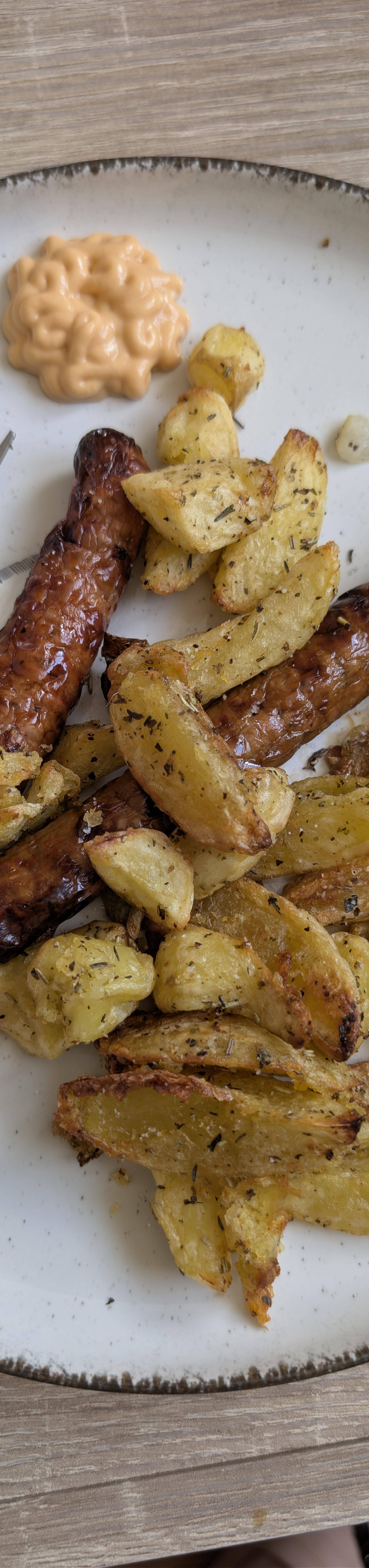 Chipolatas et frites (barbecue improvisé) - Recette Cookeo Infinity Autostir | Moulinex