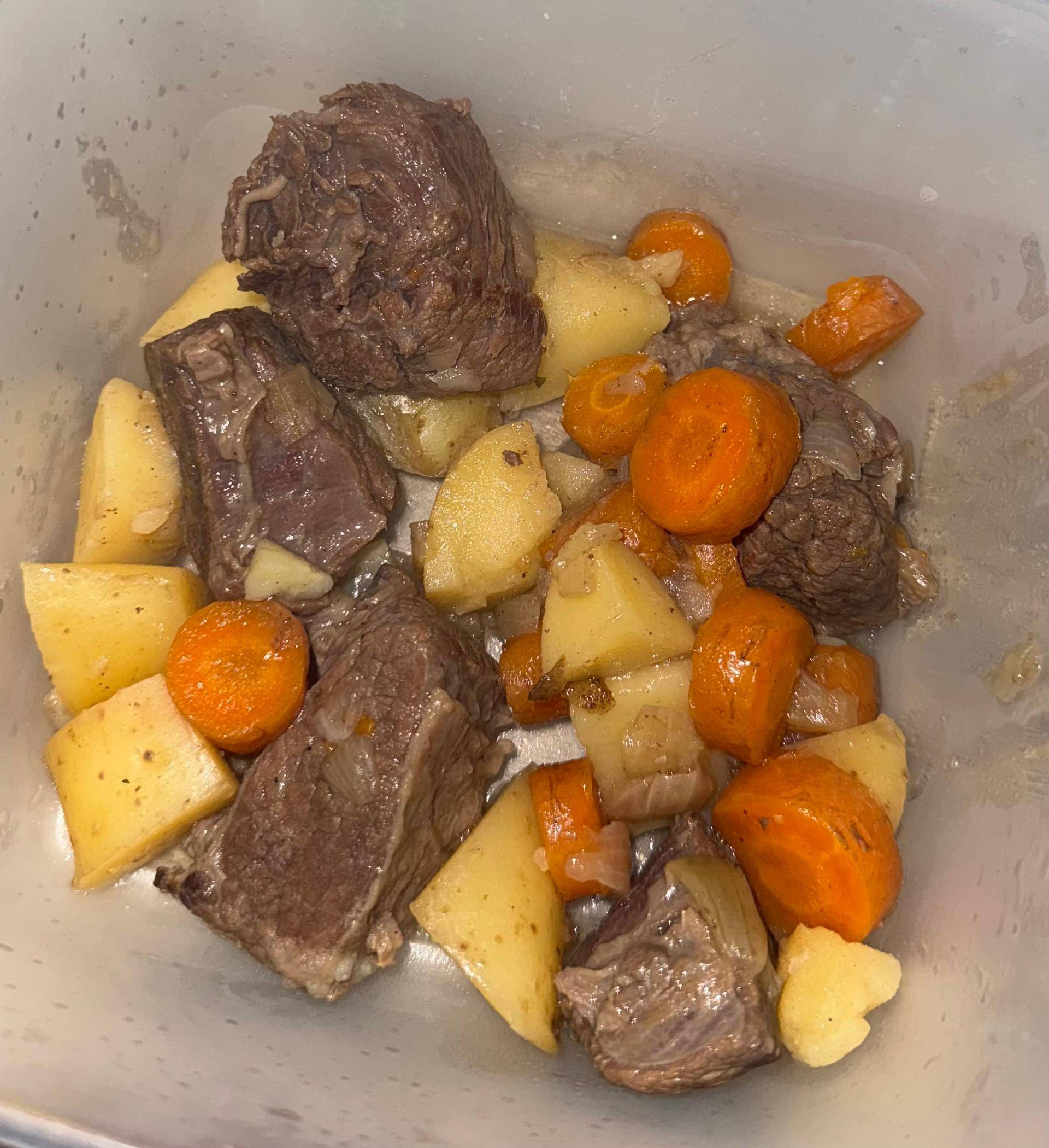 Bœuf carottes accompagné de ses pommes de terre - Recette Cookeo | Moulinex