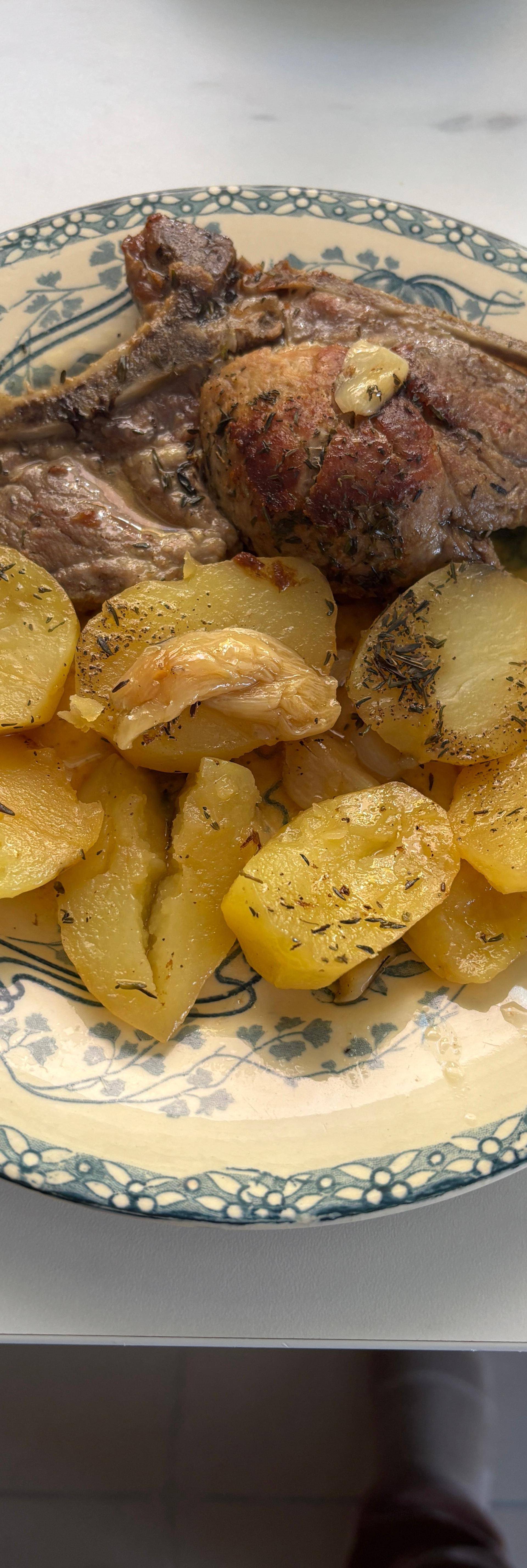 Côtes de porc échine pommes de terre à l’ail - Recette Cookeo V3 | Moulinex