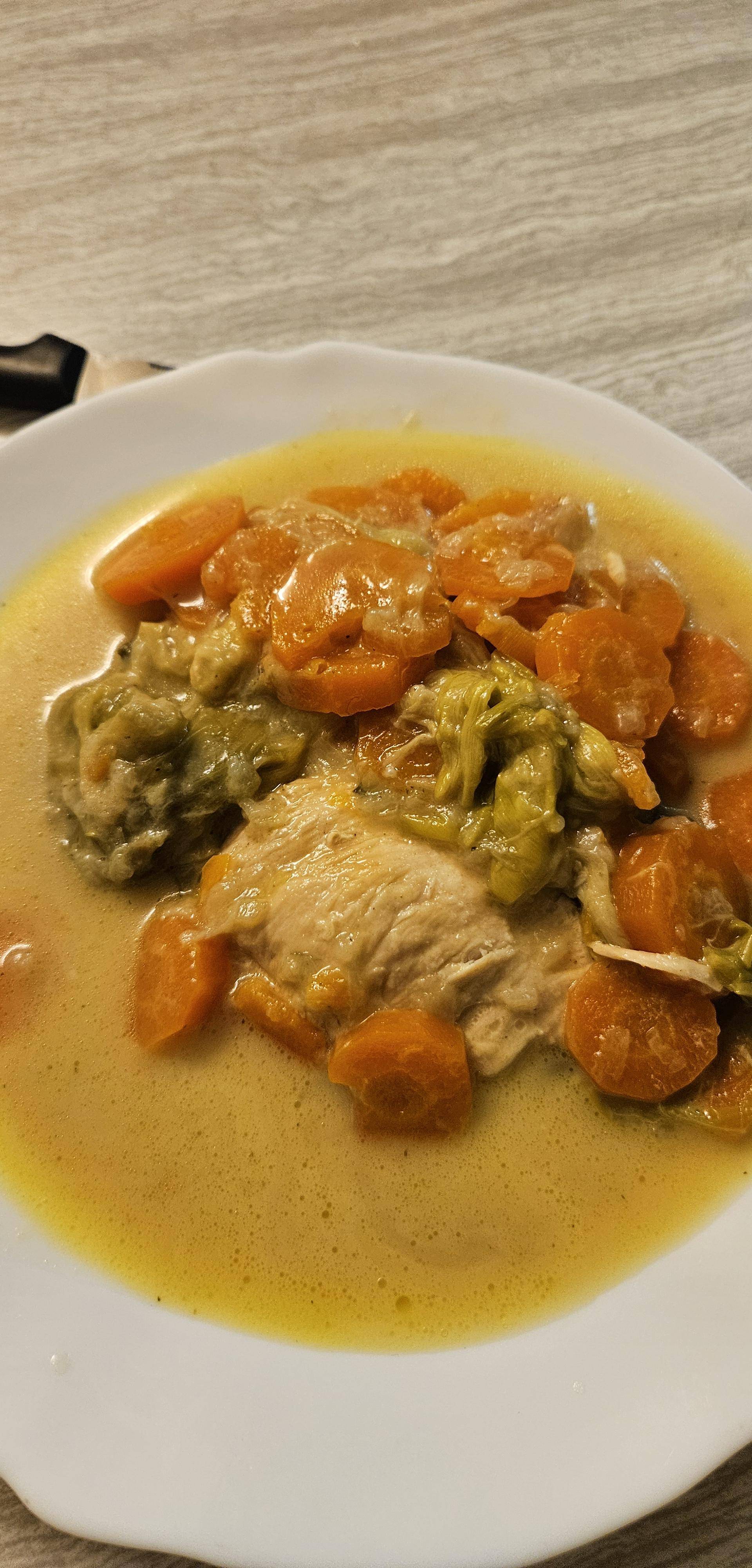 Escalopes de poulet aux petits pois et carottes - Recette Cookeo | Moulinex