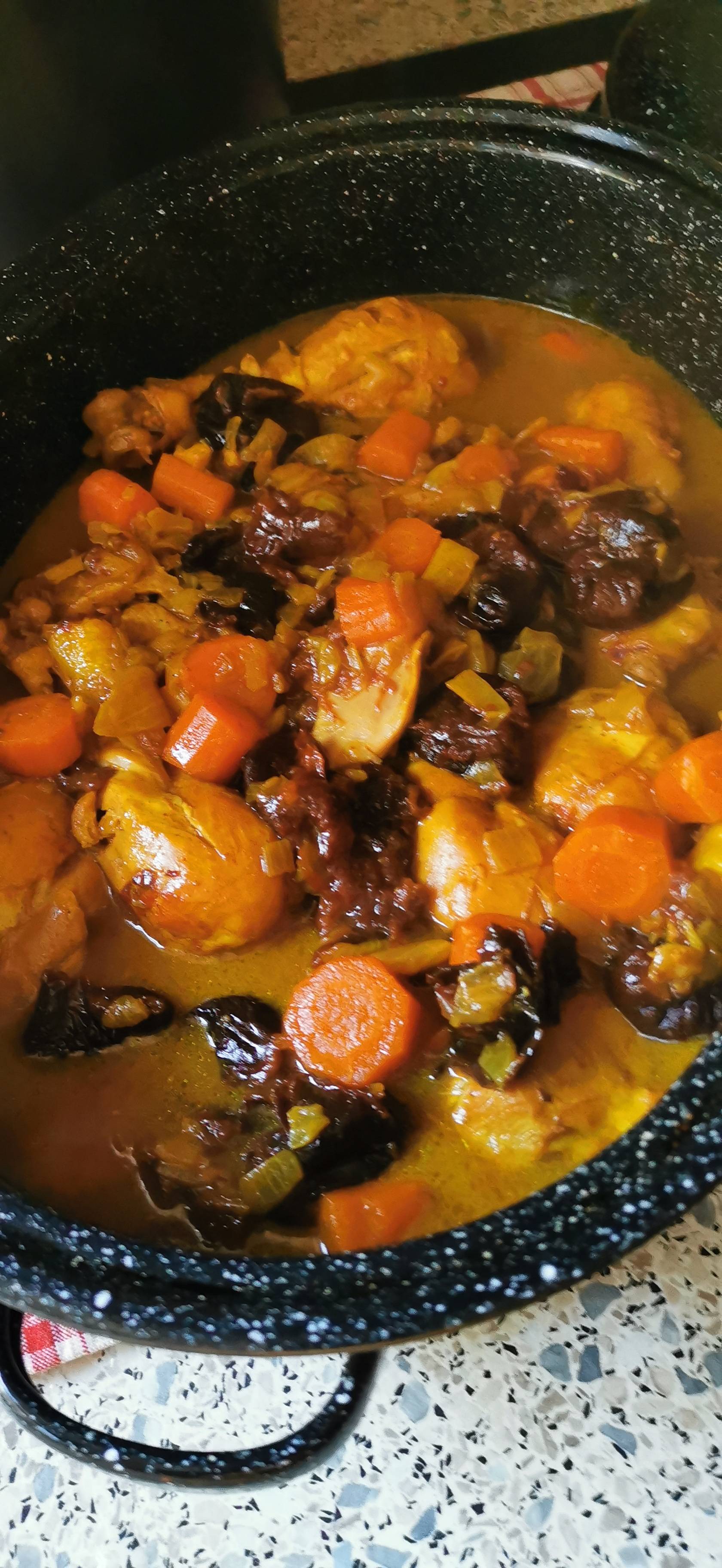 Tajine poulet pruneaux - Recette Cookeo V3 | Moulinex