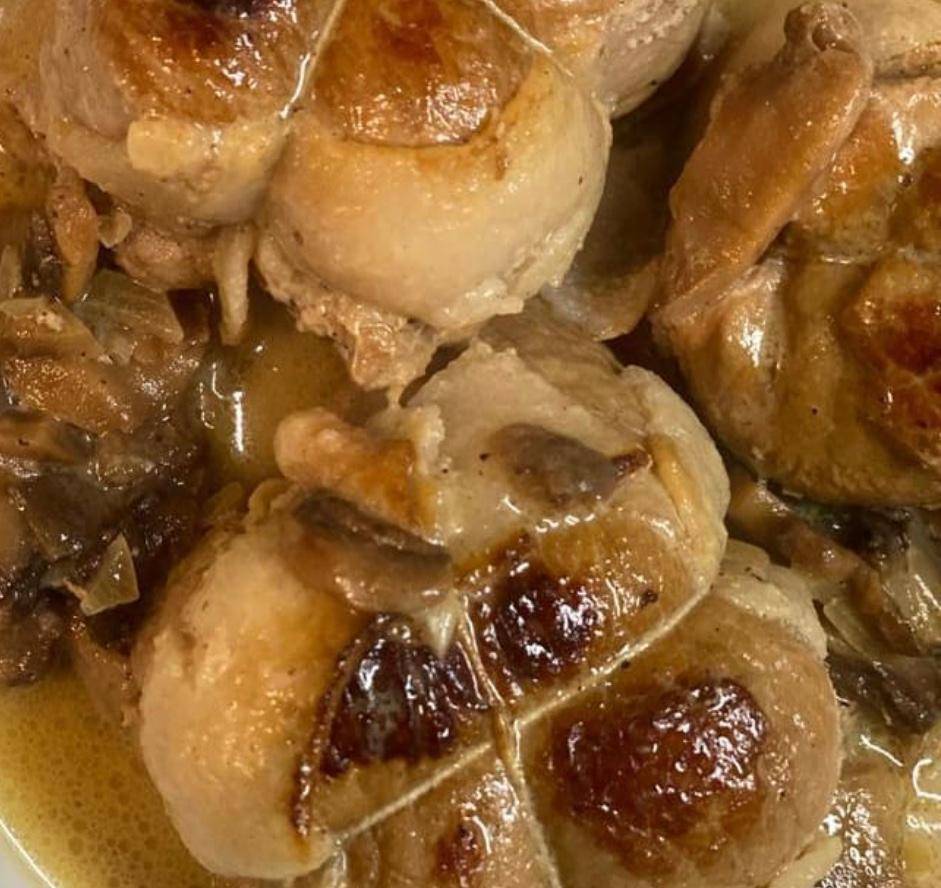 Paupiettes de porc accompagnées de champignons - Recette Companion Connect XL | Moulinex