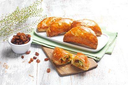 Chaussons aux légumes et raisins secs - Recette Cook'in One | Moulinex
