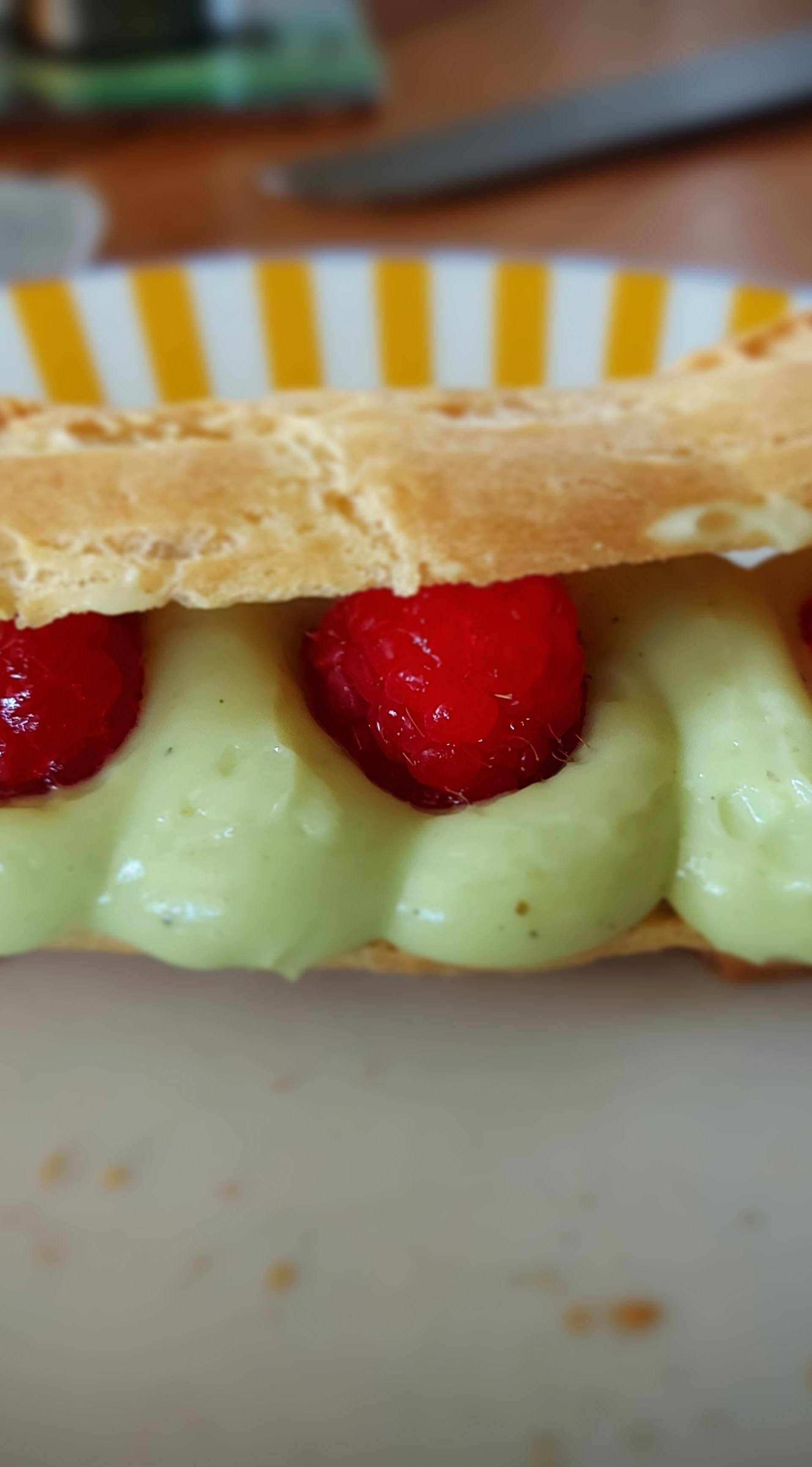 Eclair pistache framboise - Recette Companion XL | Moulinex