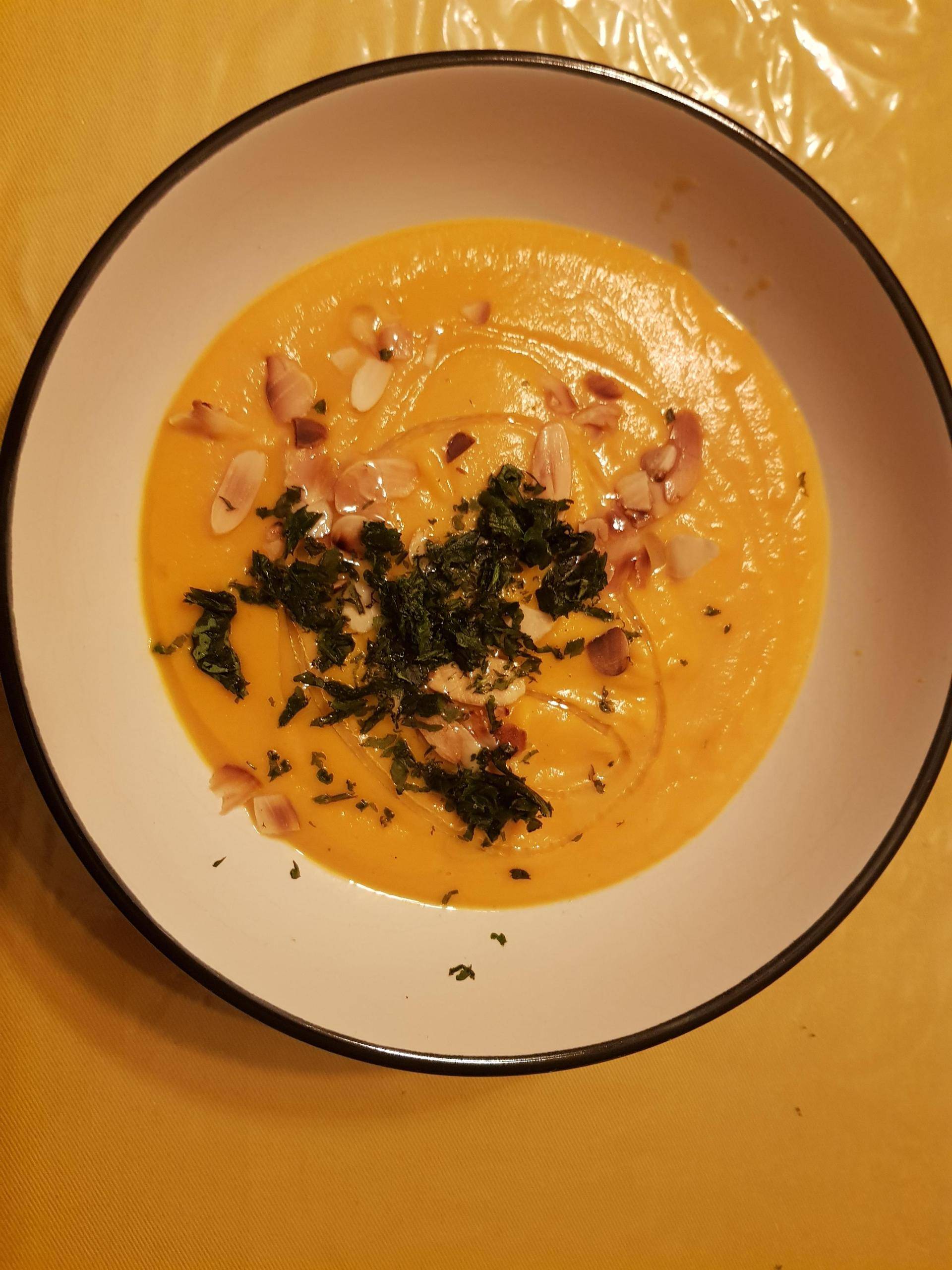 Velouté patate douce, carotte, lait de coco - Recette Companion XL | Moulinex