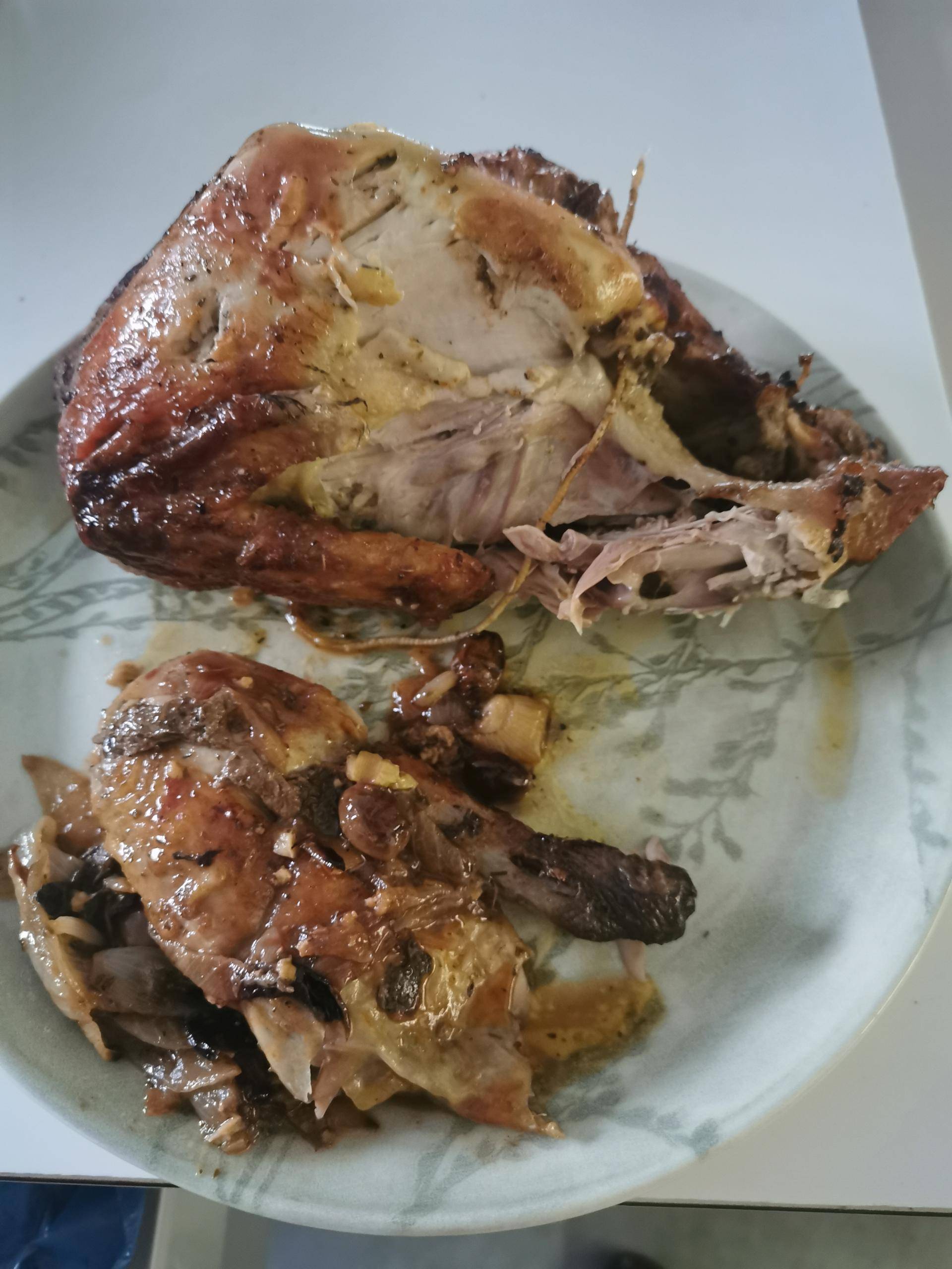 Pintade rôtie aux olives noires à l'extra crisp - Recette Cookeo | Moulinex